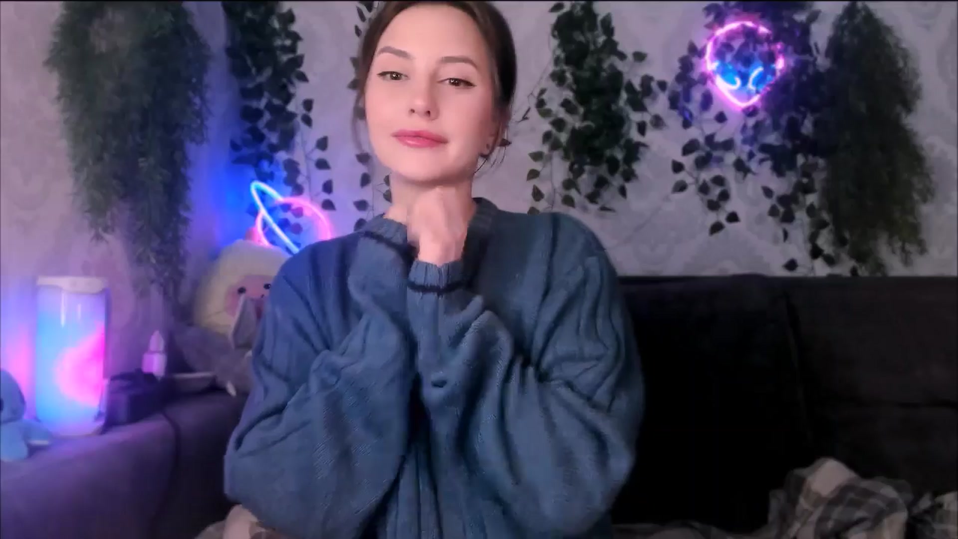 Gallery image thumbnail from Alien_Eva's myfreecams stream on, 11/02/2025, 03:50 image 5 of 20