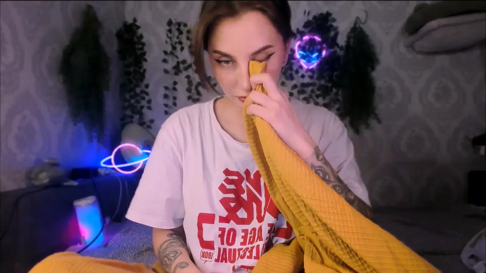 Gallery image thumbnail from Alien_Eva's myfreecams stream on, 11/06/2025, 04:27 image 2 of 20