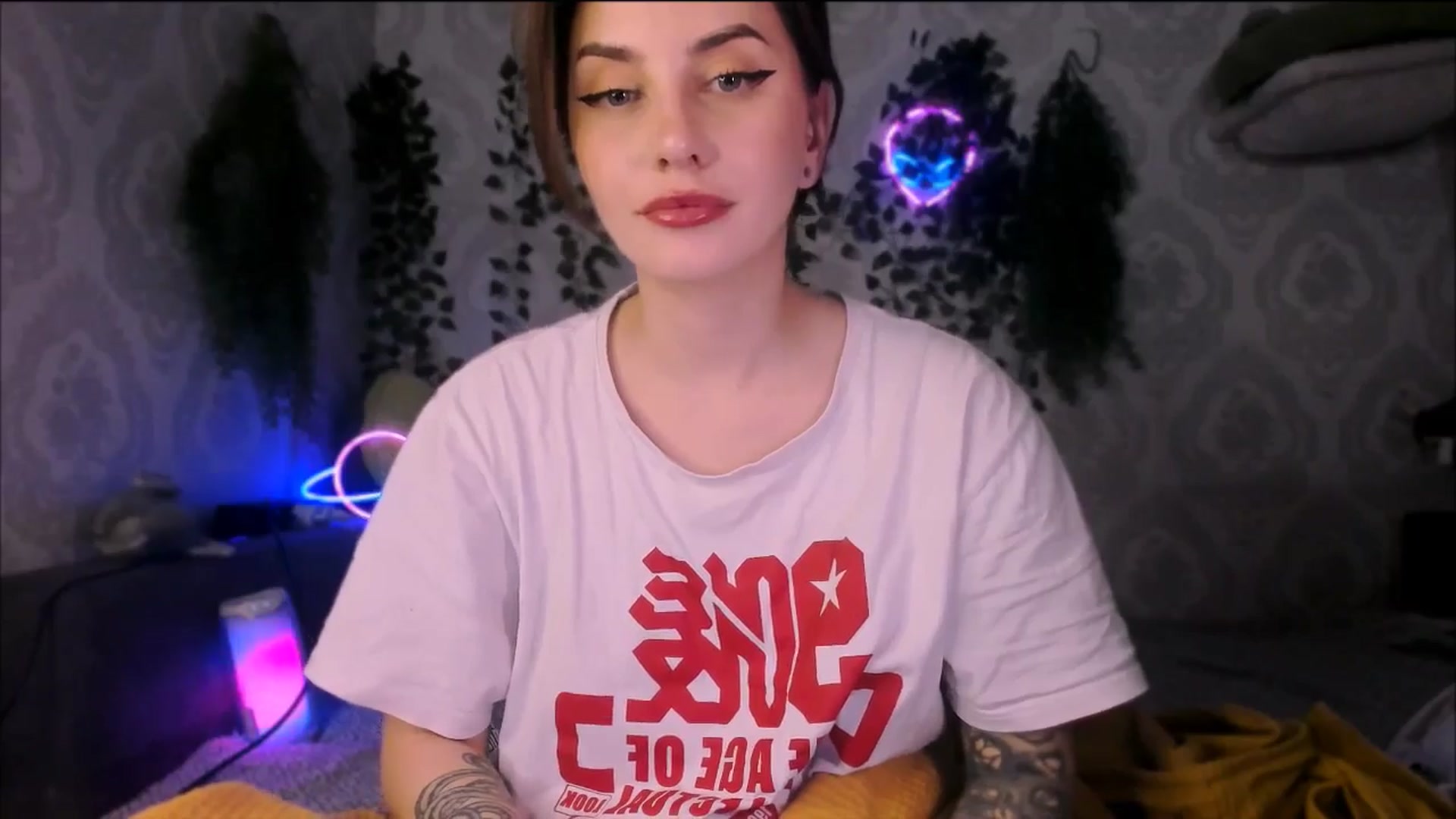 Gallery image thumbnail from Alien_Eva's myfreecams stream on, 11/06/2025, 04:27 image 7 of 20