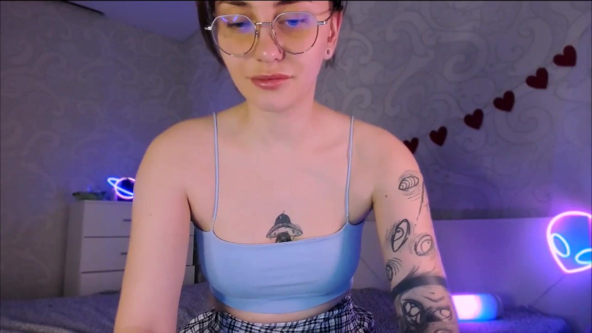 Gallery image thumbnail from Alien_Eva's myfreecams stream on, 11/14/2025, 03:09 image 15 of 20