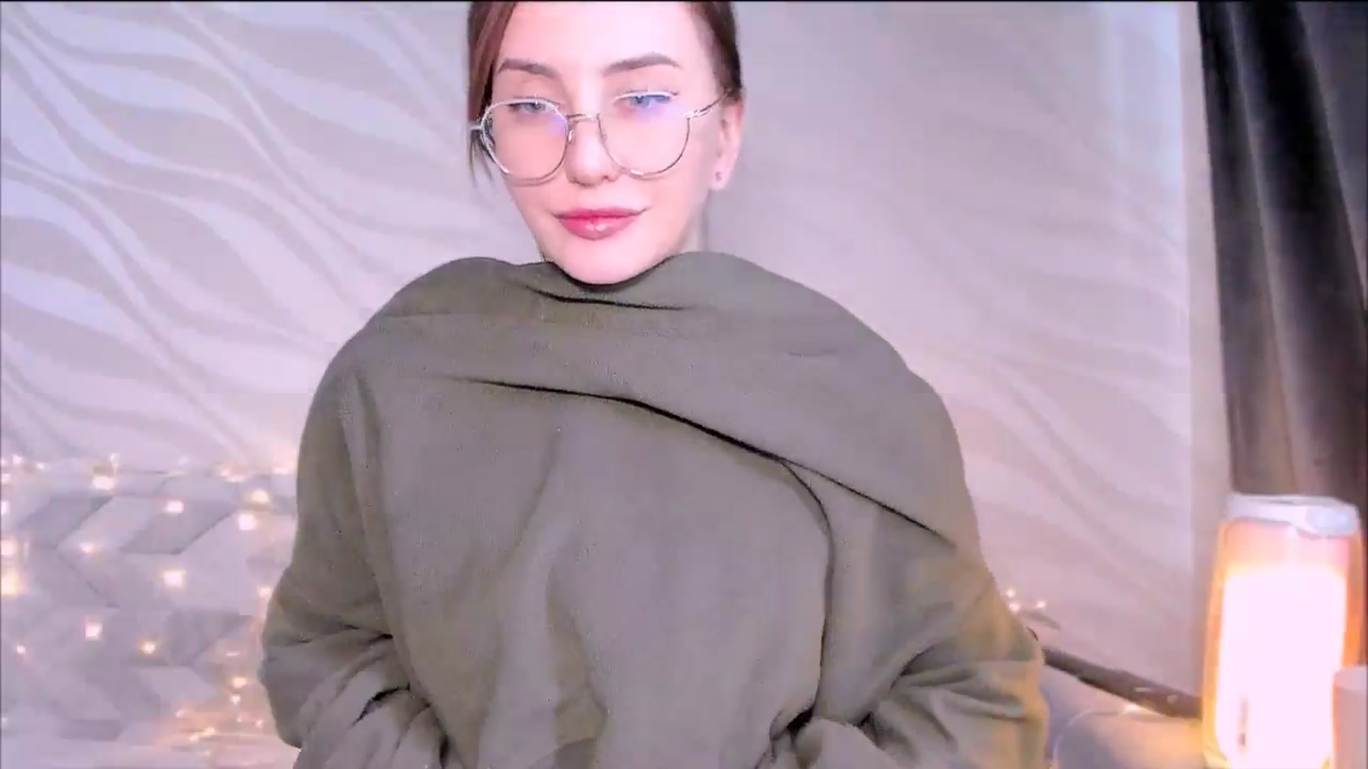 Gallery image thumbnail from Alien_Eva's myfreecams stream on, 12/01/2025, 05:21 image 6 of 20