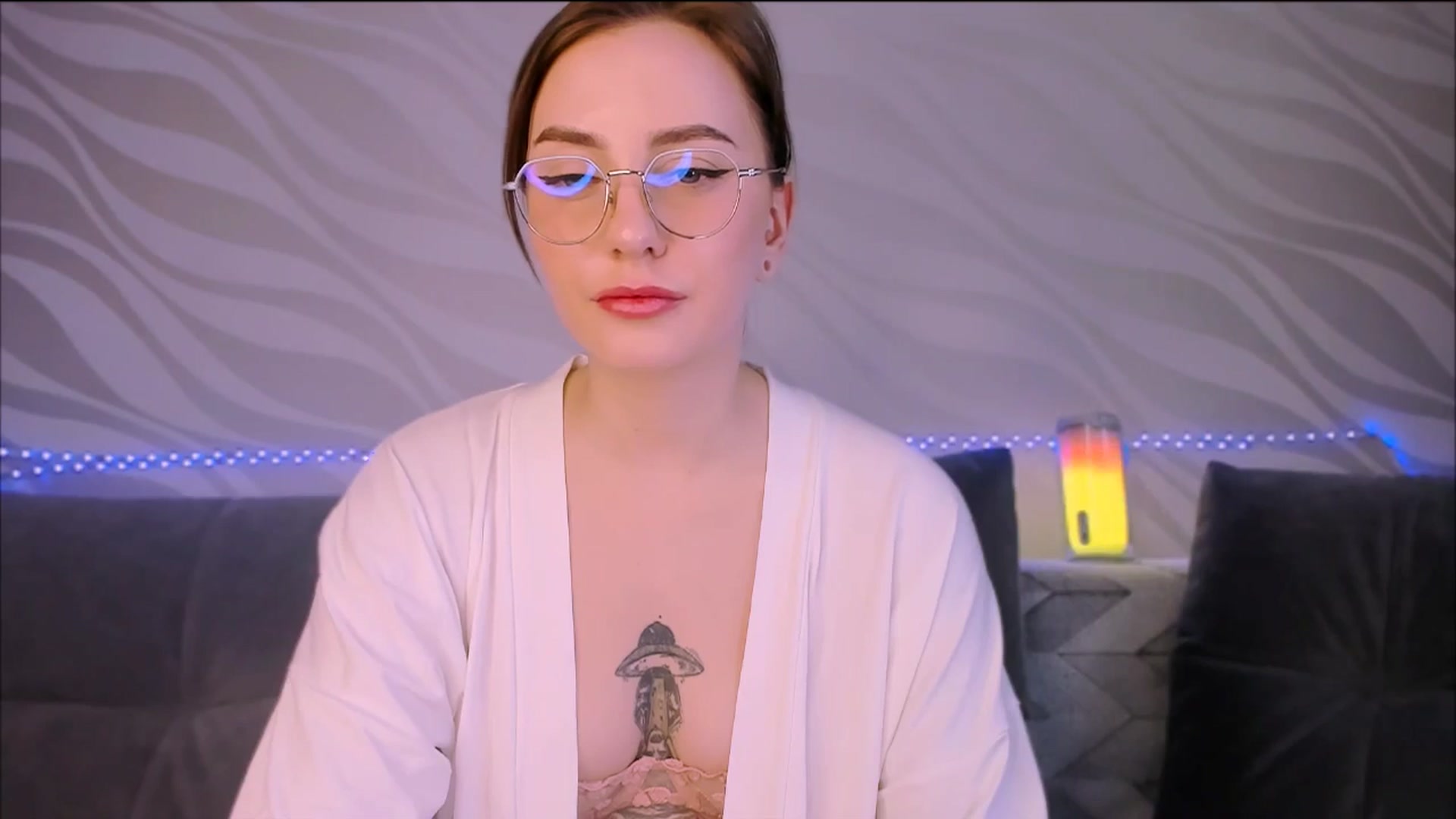 Gallery image thumbnail from Alien_Eva's myfreecams stream on, 12/08/2025, 06:04 image 6 of 20