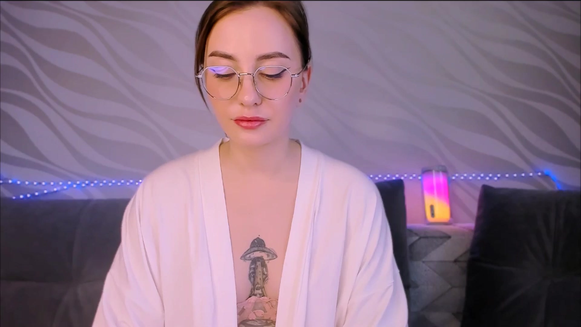 Gallery image thumbnail from Alien_Eva's myfreecams stream on, 12/08/2025, 06:04 image 10 of 20