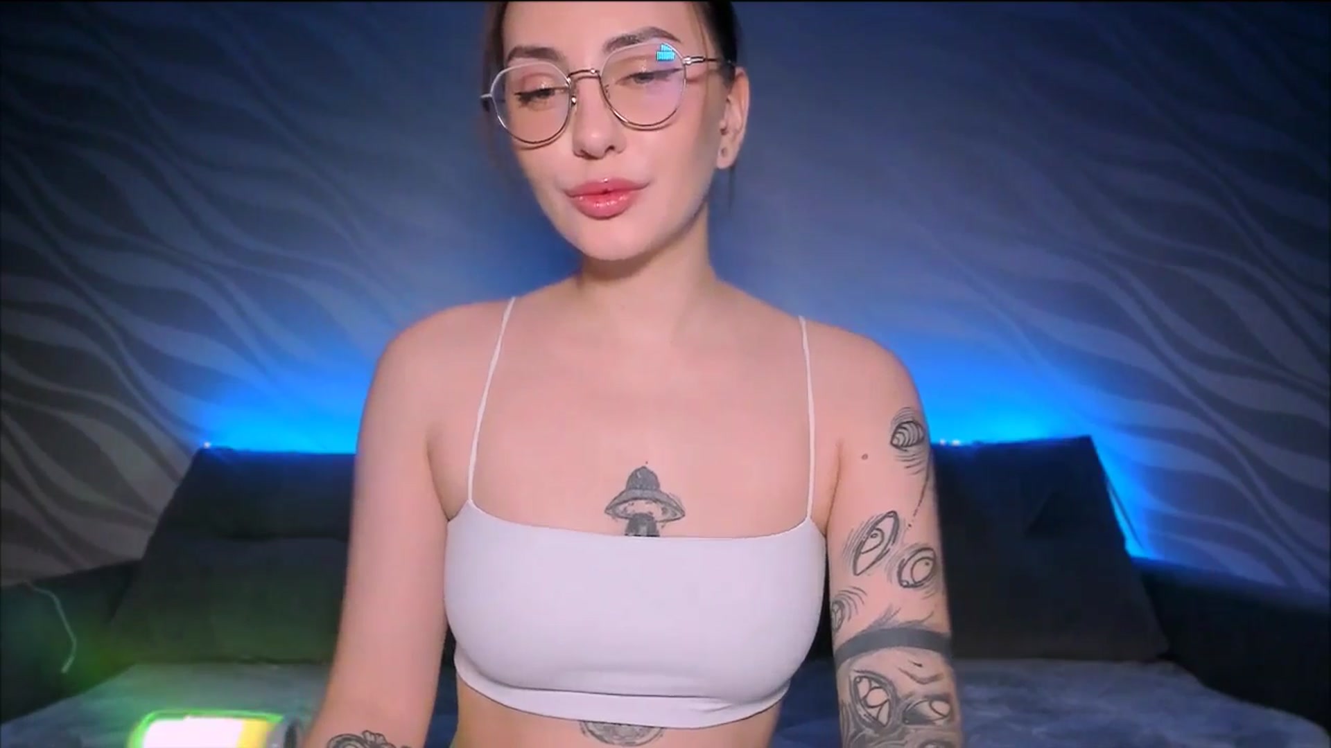 Gallery image thumbnail from Alien_Eva's myfreecams stream on, 12/10/2025, 02:00 image 20 of 20