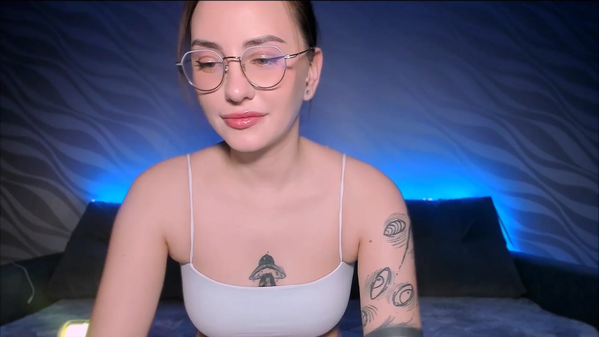 Gallery image thumbnail from Alien_Eva's myfreecams stream on, 12/10/2025, 02:00 image 8 of 20