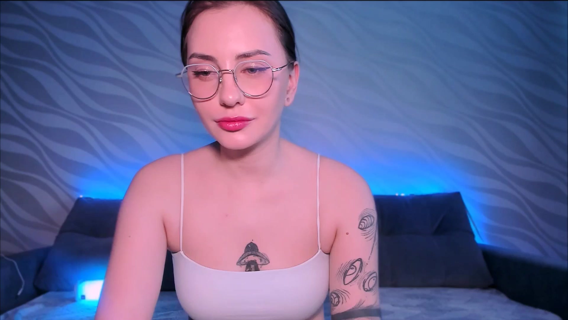 Gallery image thumbnail from Alien_Eva's myfreecams stream on, 12/10/2025, 05:56 image 8 of 20