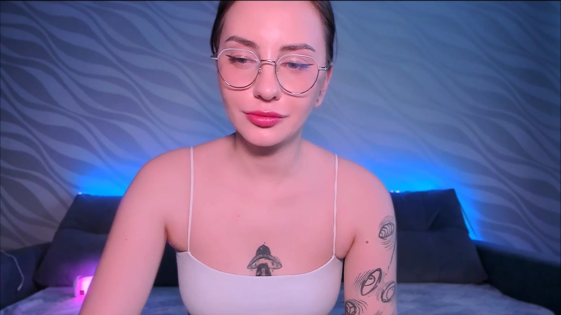 Gallery image thumbnail from Alien_Eva's myfreecams stream on, 12/10/2025, 05:56 image 11 of 20