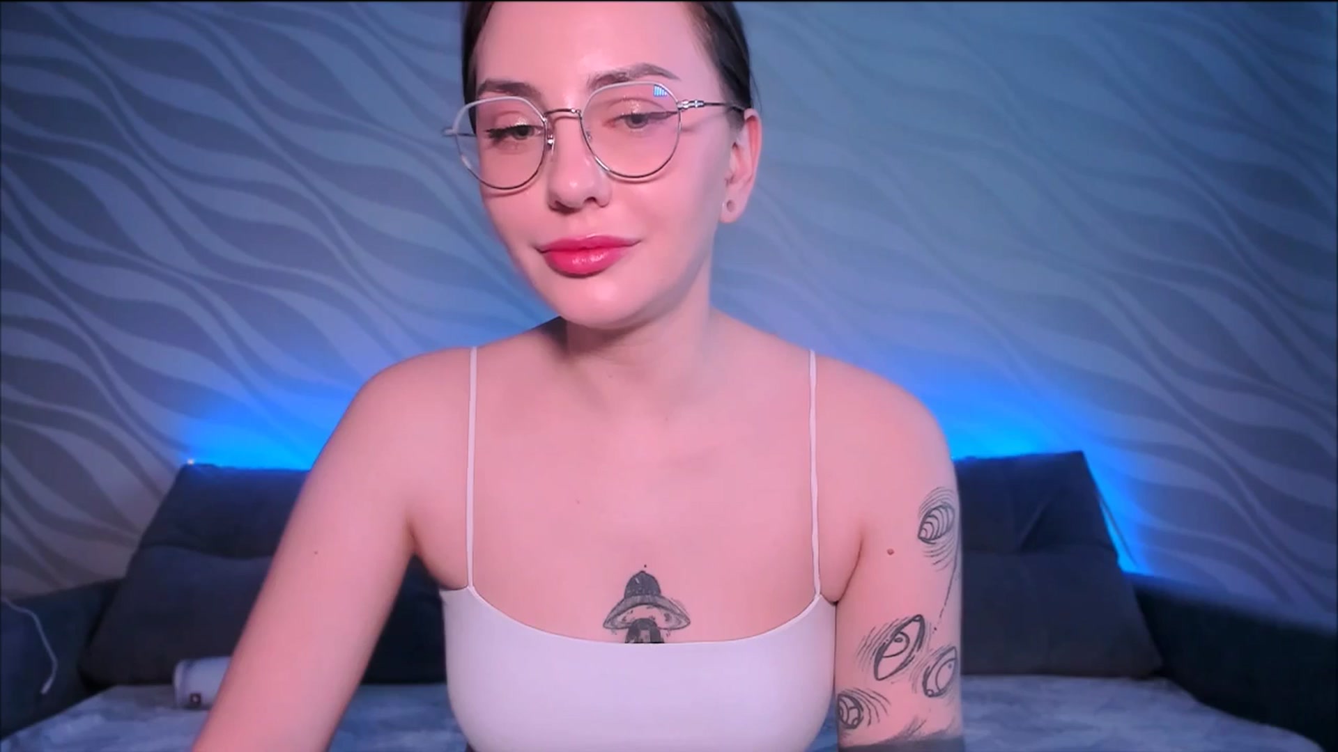 Gallery image thumbnail from Alien_Eva's myfreecams stream on, 12/10/2025, 05:56 image 18 of 20
