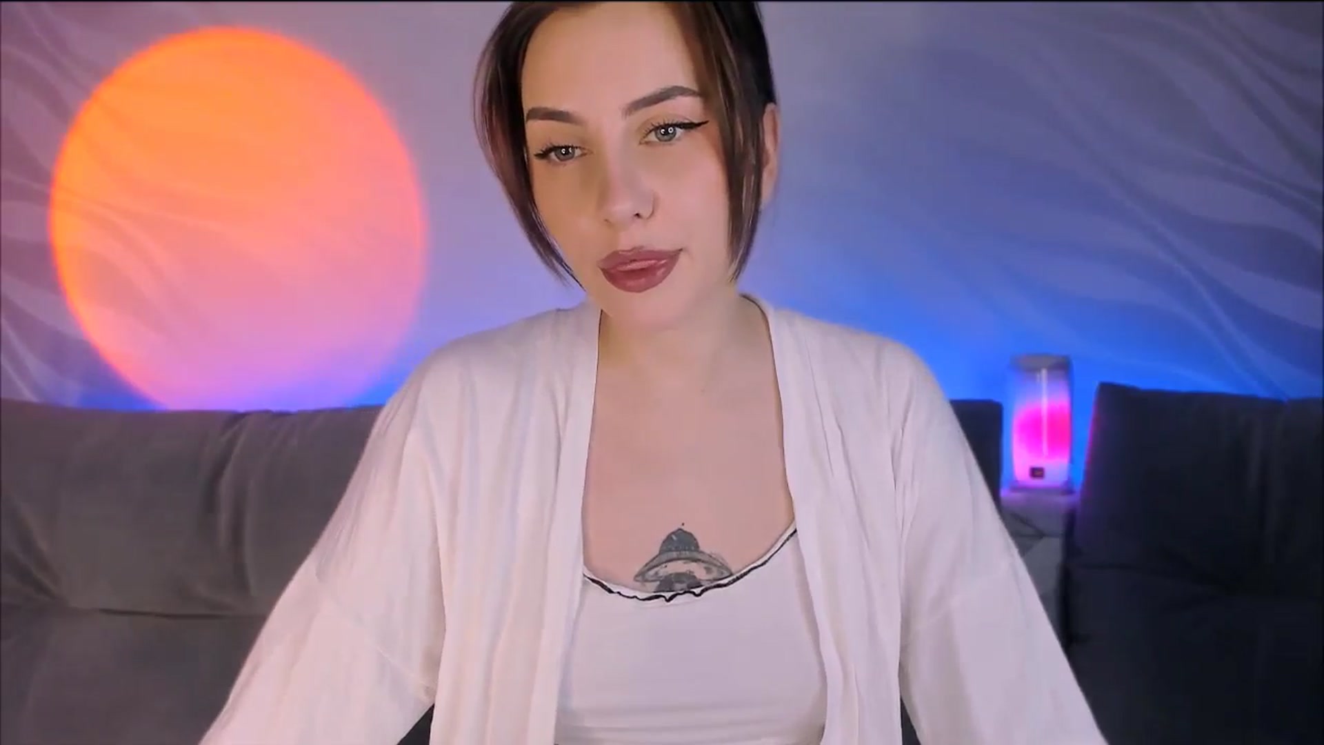 Gallery image thumbnail from Alien_Eva's myfreecams stream on, 12/16/2025, 01:53 image 15 of 20