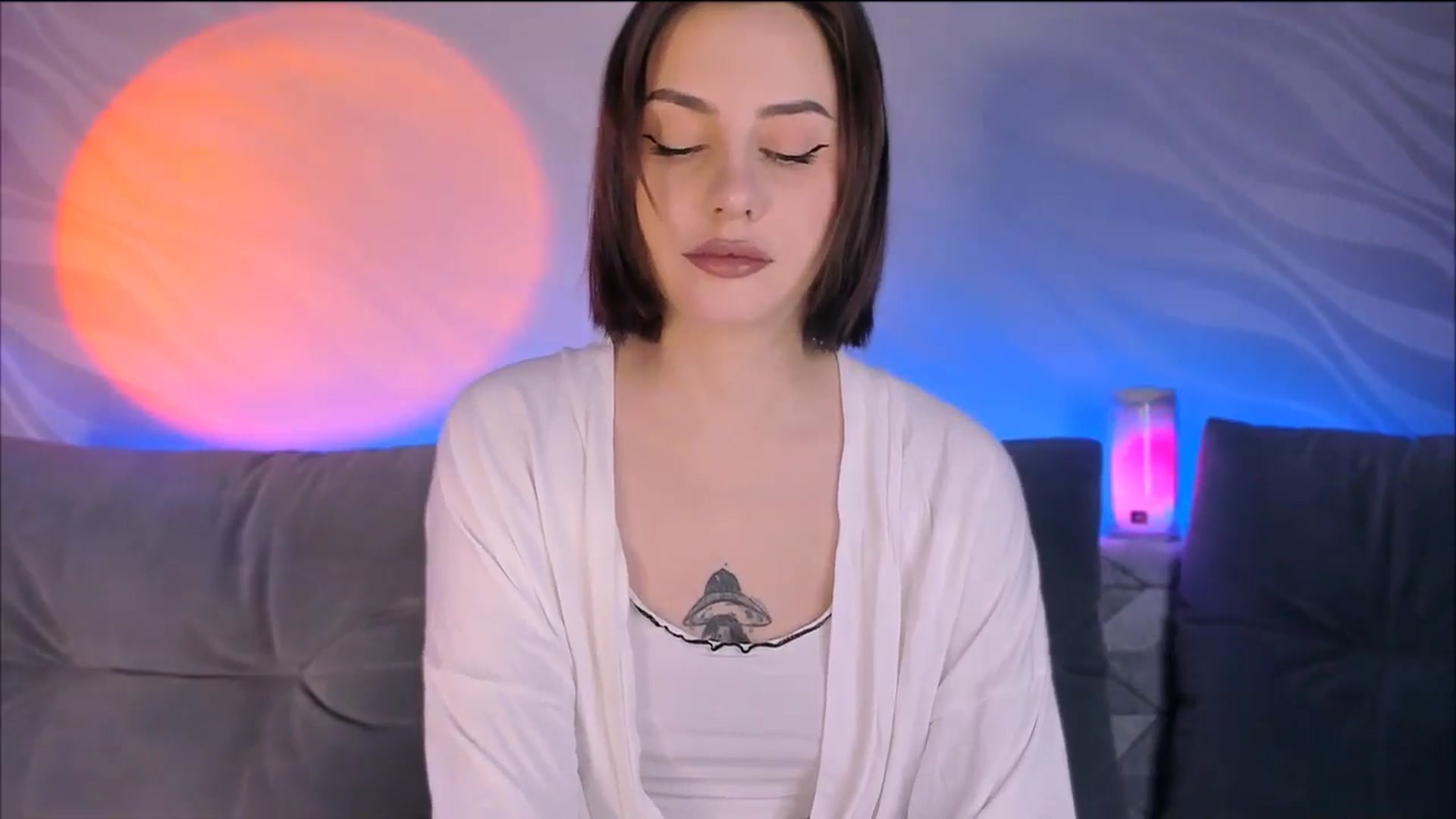 Gallery image thumbnail from Alien_Eva's myfreecams stream on, 12/16/2025, 01:53 image 5 of 20