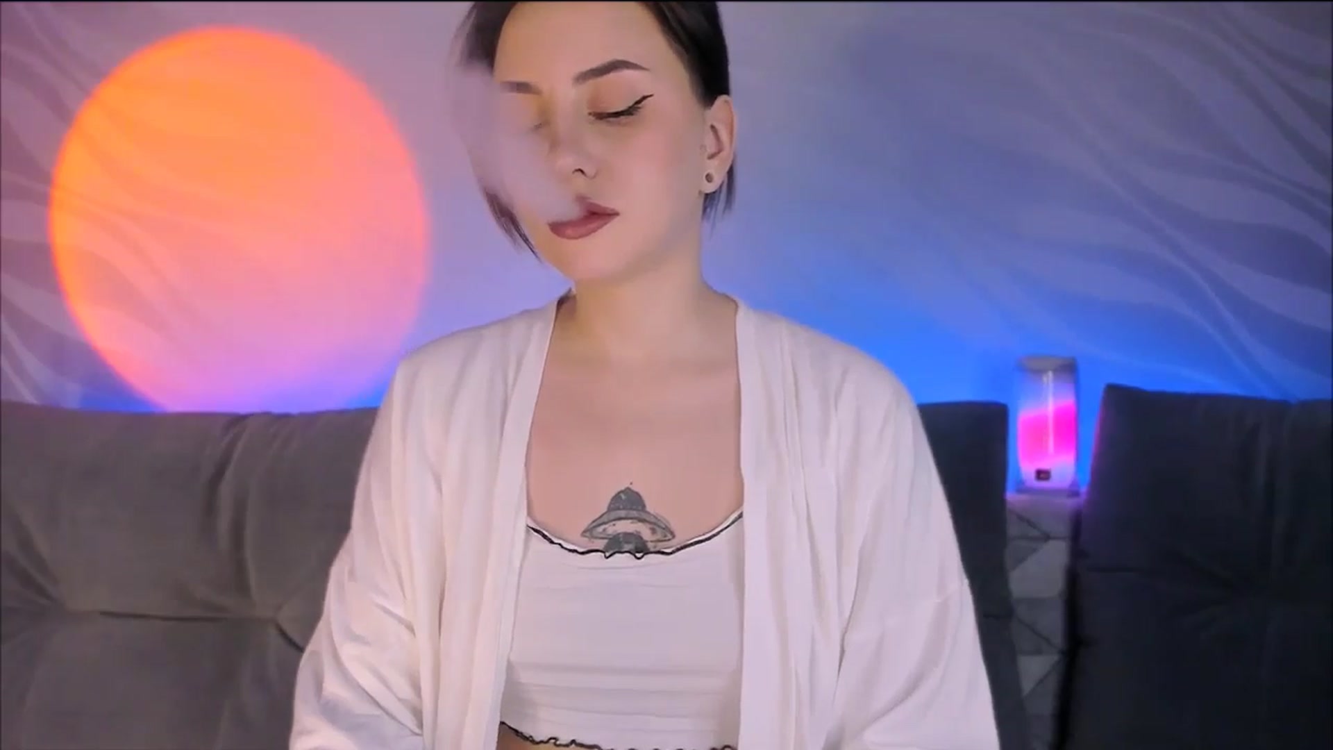 Gallery image thumbnail from Alien_Eva's myfreecams stream on, 12/16/2025, 01:53 image 16 of 20
