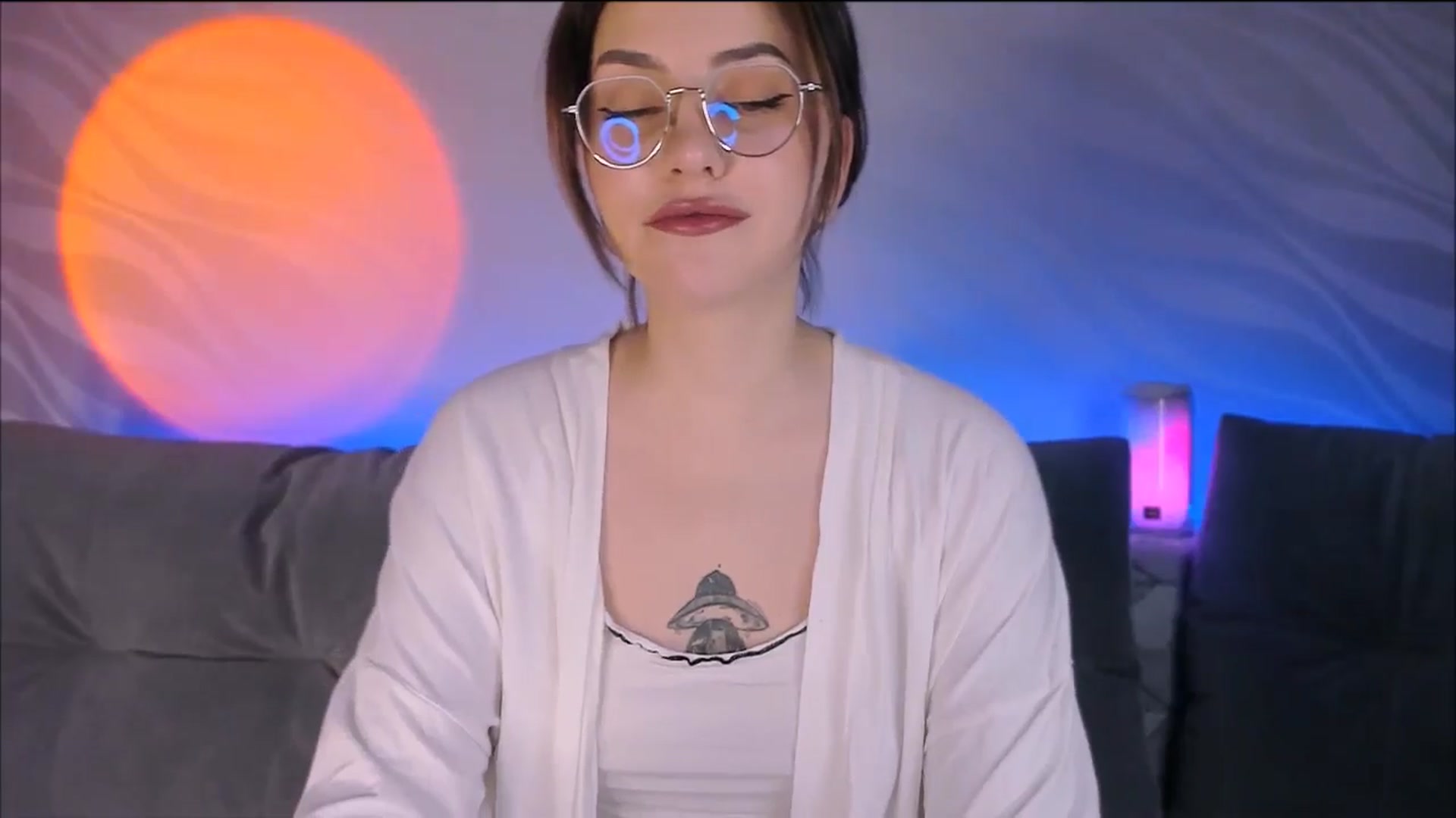 Gallery image thumbnail from Alien_Eva's myfreecams stream on, 12/16/2025, 02:59 image 12 of 20