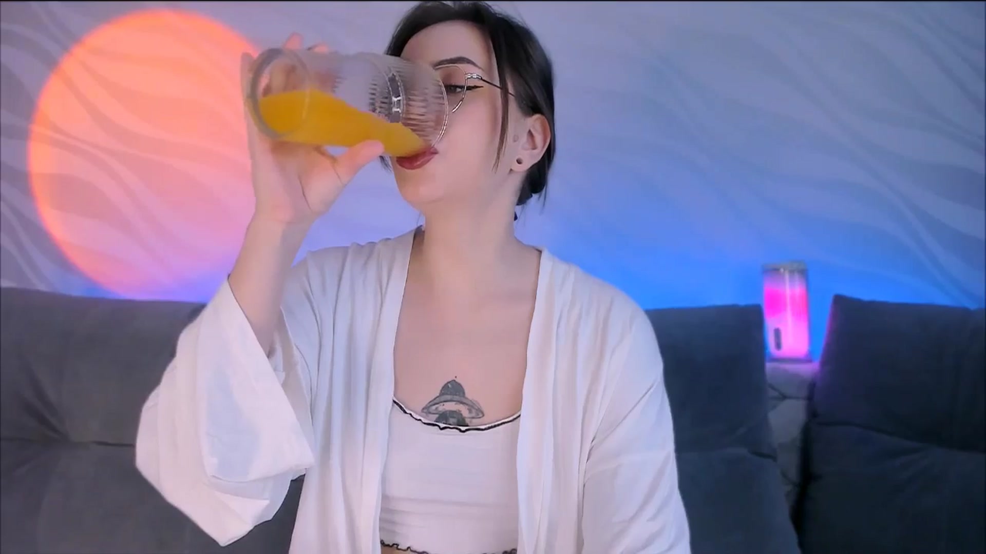 Gallery image thumbnail from Alien_Eva's myfreecams stream on, 12/16/2025, 05:09 image 19 of 20