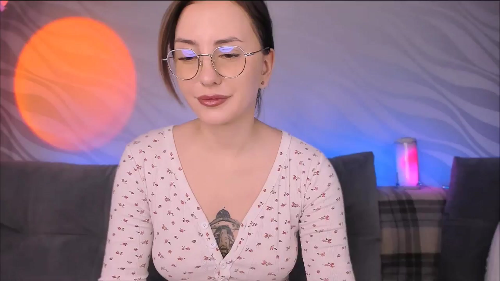 Gallery image thumbnail from Alien_Eva's myfreecams stream on, 12/21/2025, 03:19 image 4 of 20