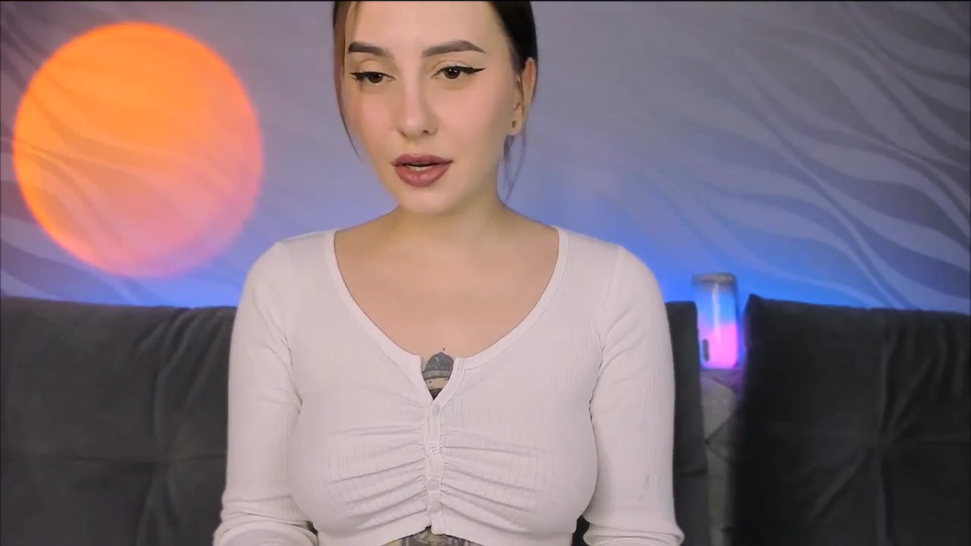 Gallery image thumbnail from Alien_Eva's myfreecams stream on, 12/24/2025, 02:33 image 17 of 20