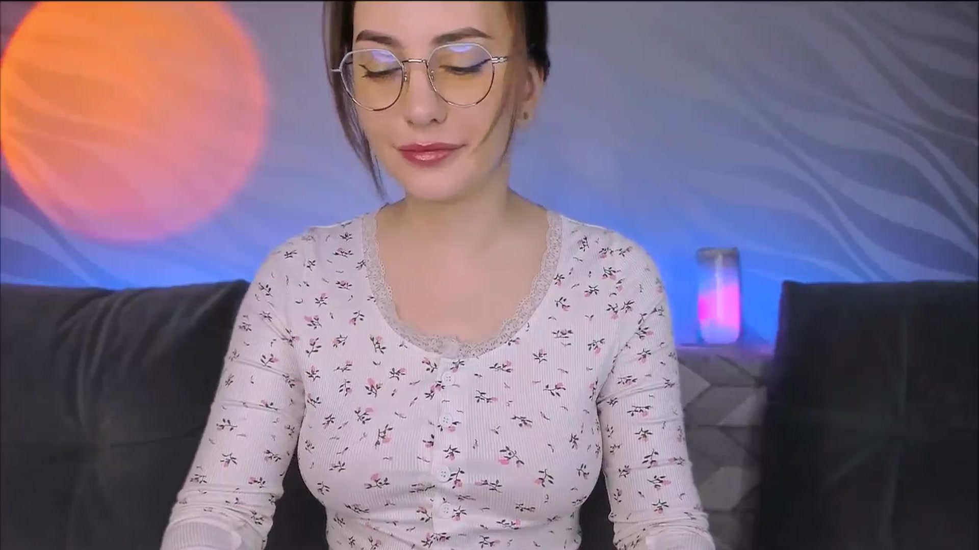 Gallery image thumbnail from Alien_Eva's myfreecams stream on, 12/29/2025, 03:01 image 5 of 20