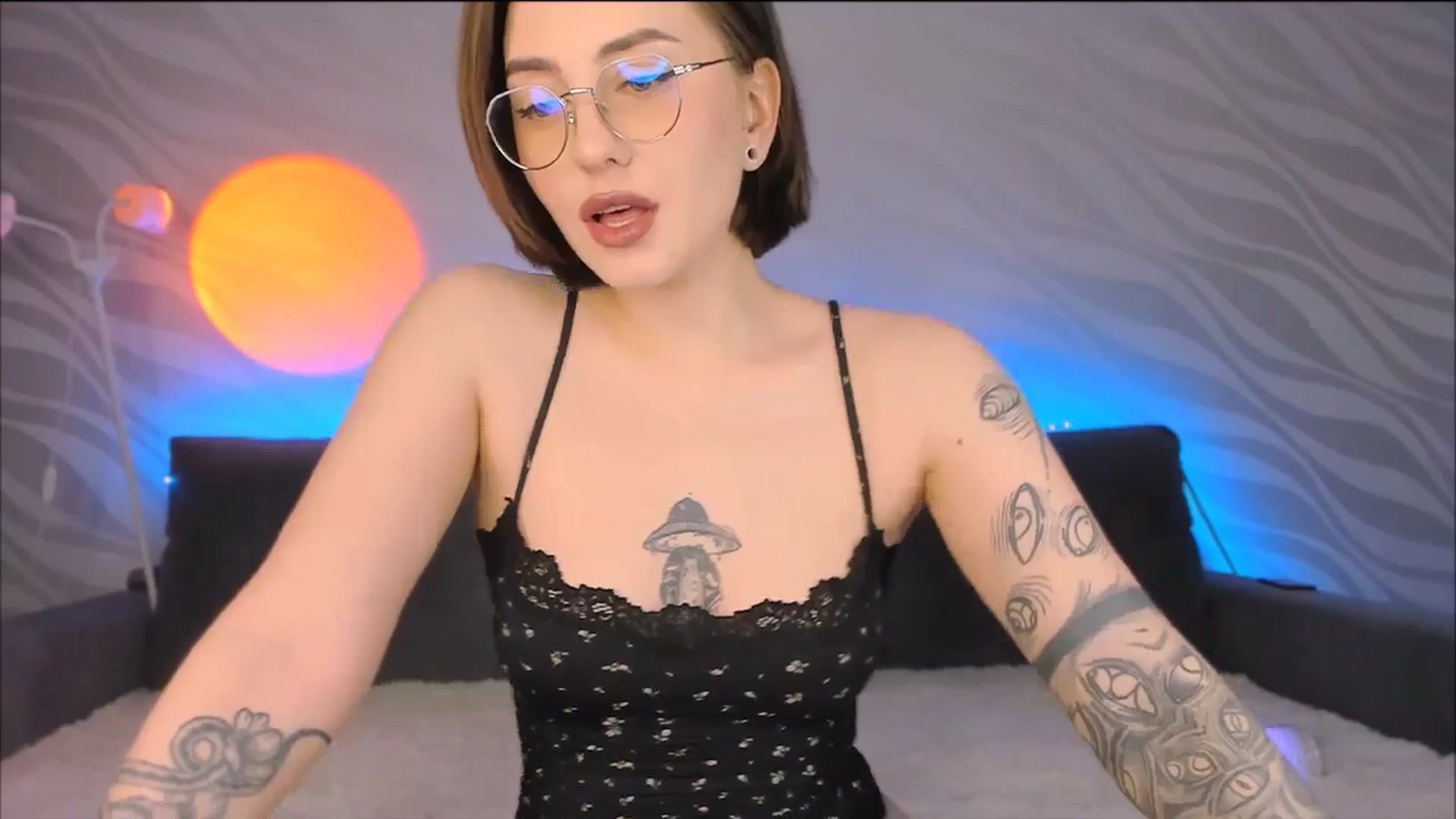 Gallery image thumbnail from Alien_Eva's myfreecams stream on, 01/13/2026, 02:04 image 8 of 20