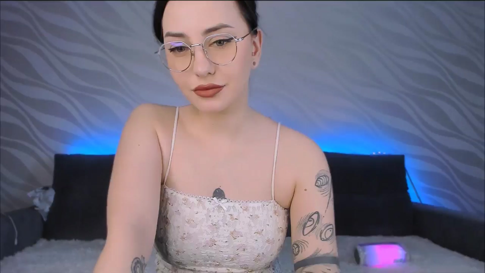 Gallery image thumbnail from Alien_Eva's myfreecams stream on, 01/22/2026, 04:56 image 7 of 20