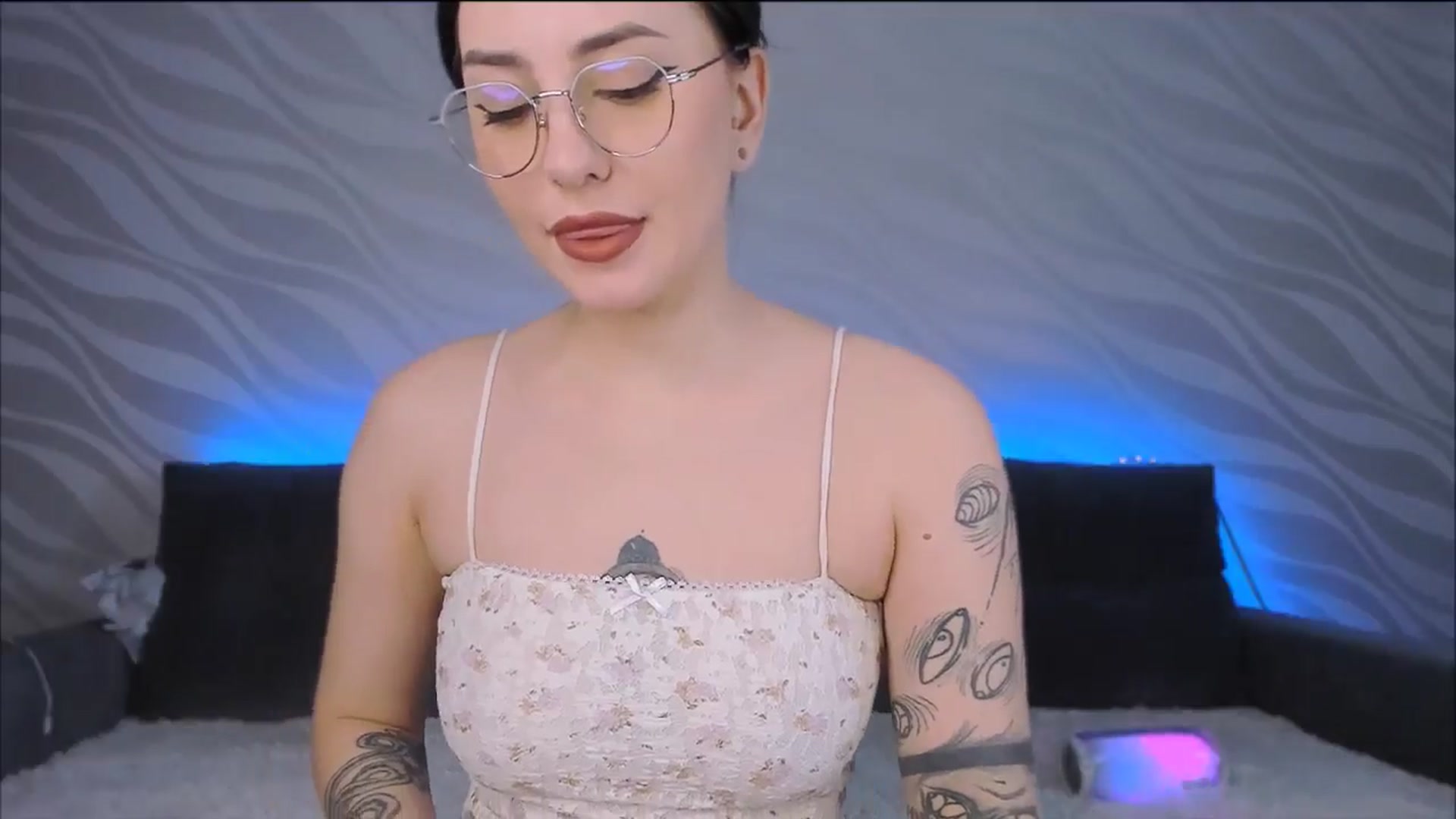 Gallery image thumbnail from Alien_Eva's myfreecams stream on, 01/22/2026, 04:56 image 19 of 20