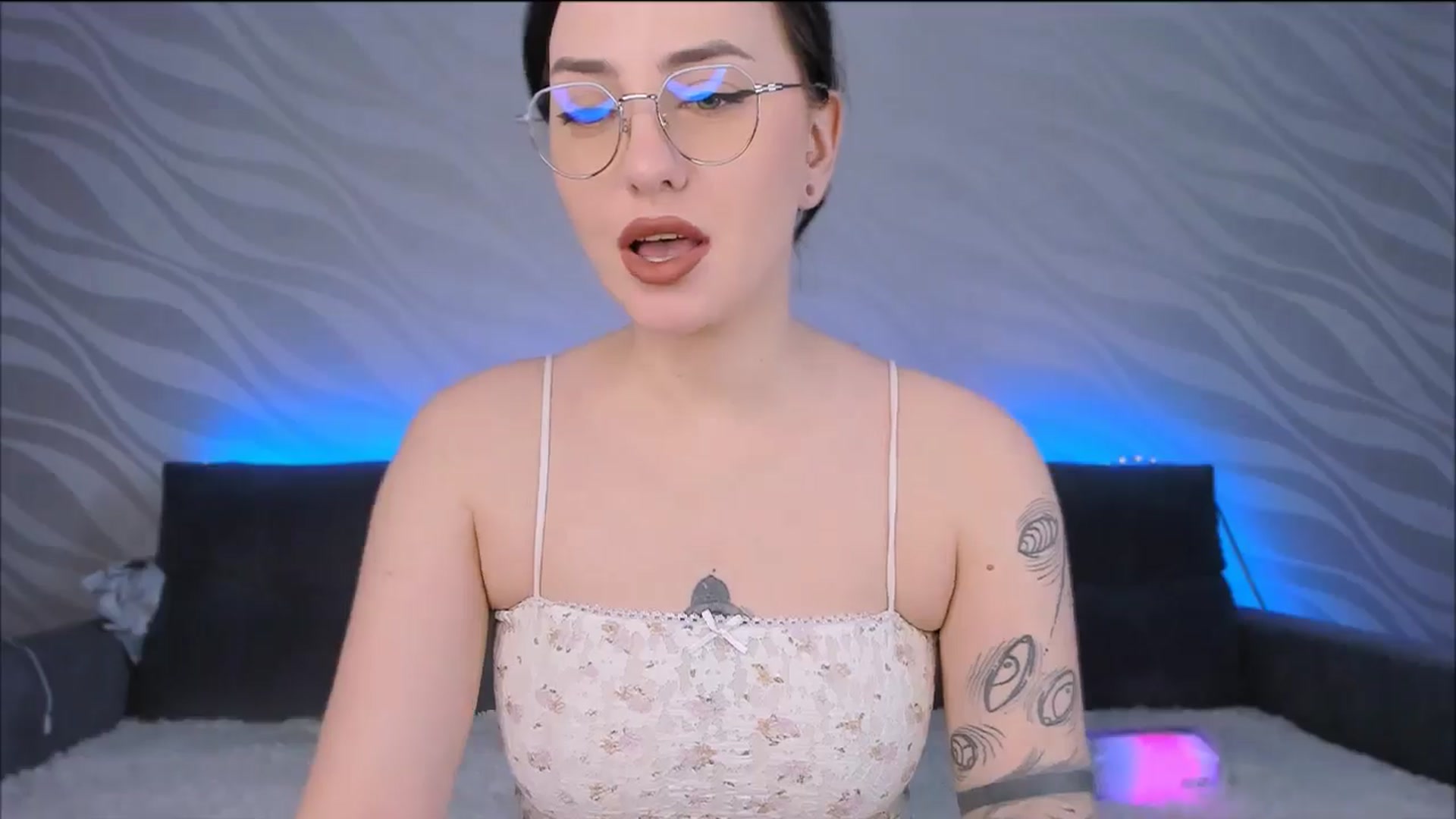 Gallery image thumbnail from Alien_Eva's myfreecams stream on, 01/22/2026, 04:56 image 13 of 20