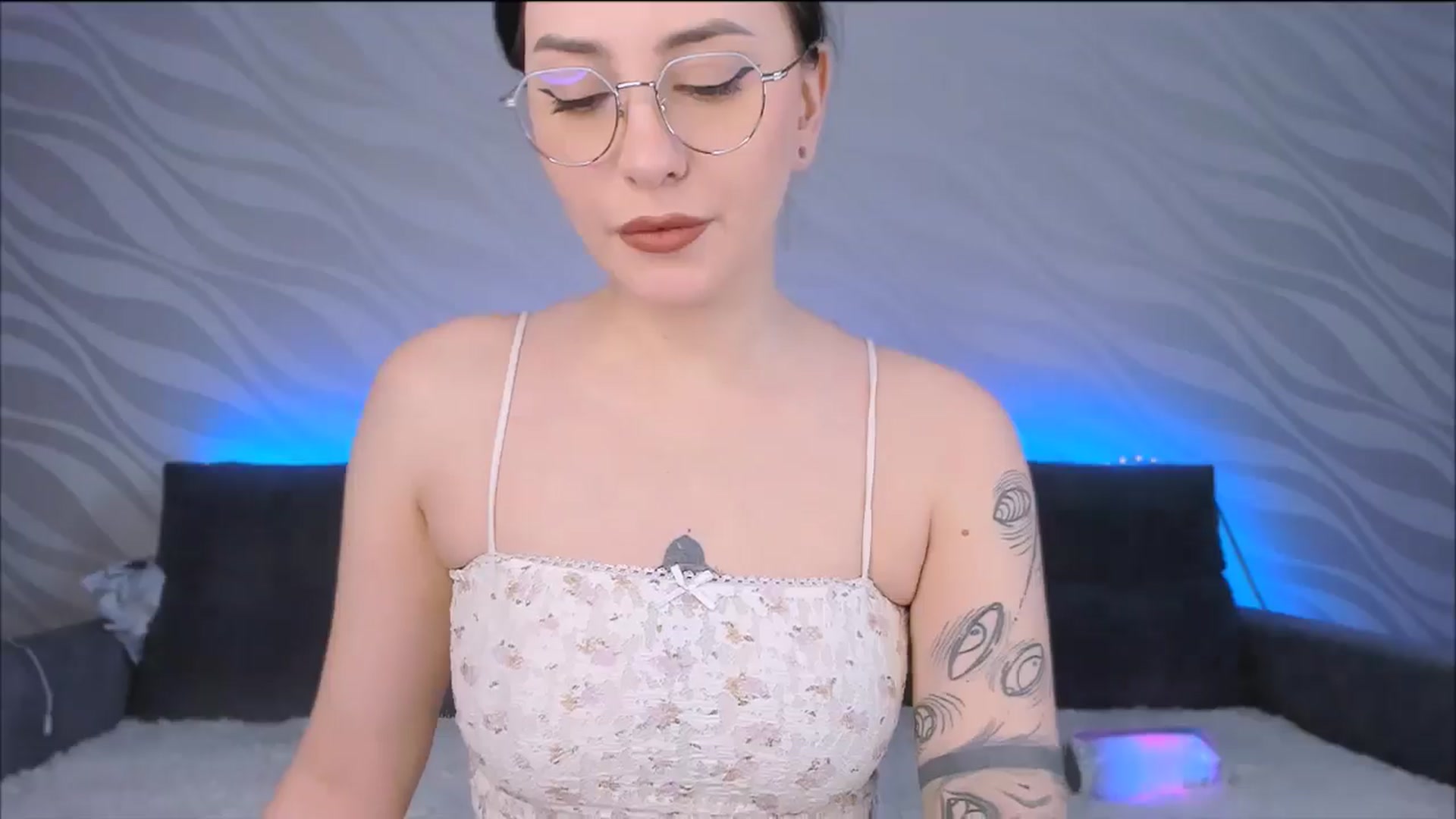Gallery image thumbnail from Alien_Eva's myfreecams stream on, 01/22/2026, 04:56 image 12 of 20