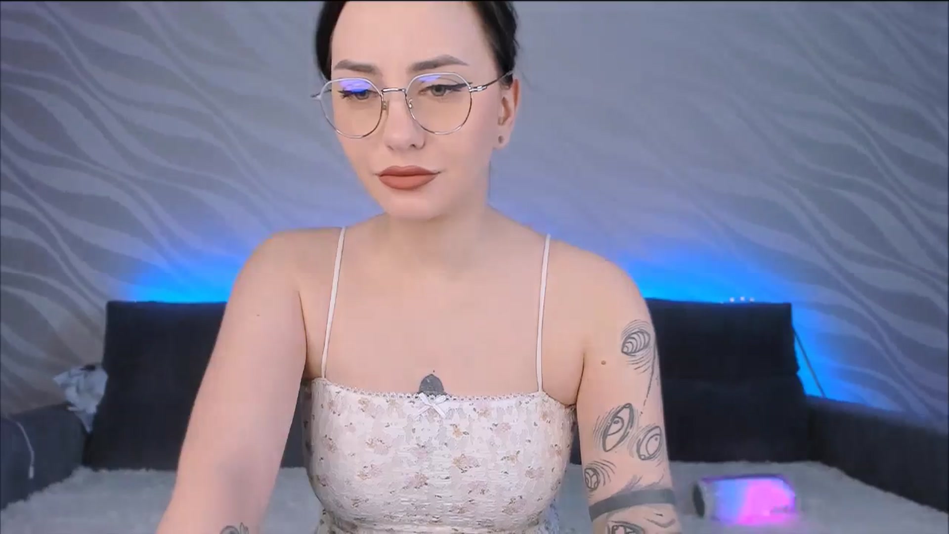 Gallery image thumbnail from Alien_Eva's myfreecams stream on, 01/22/2026, 04:56 image 4 of 20