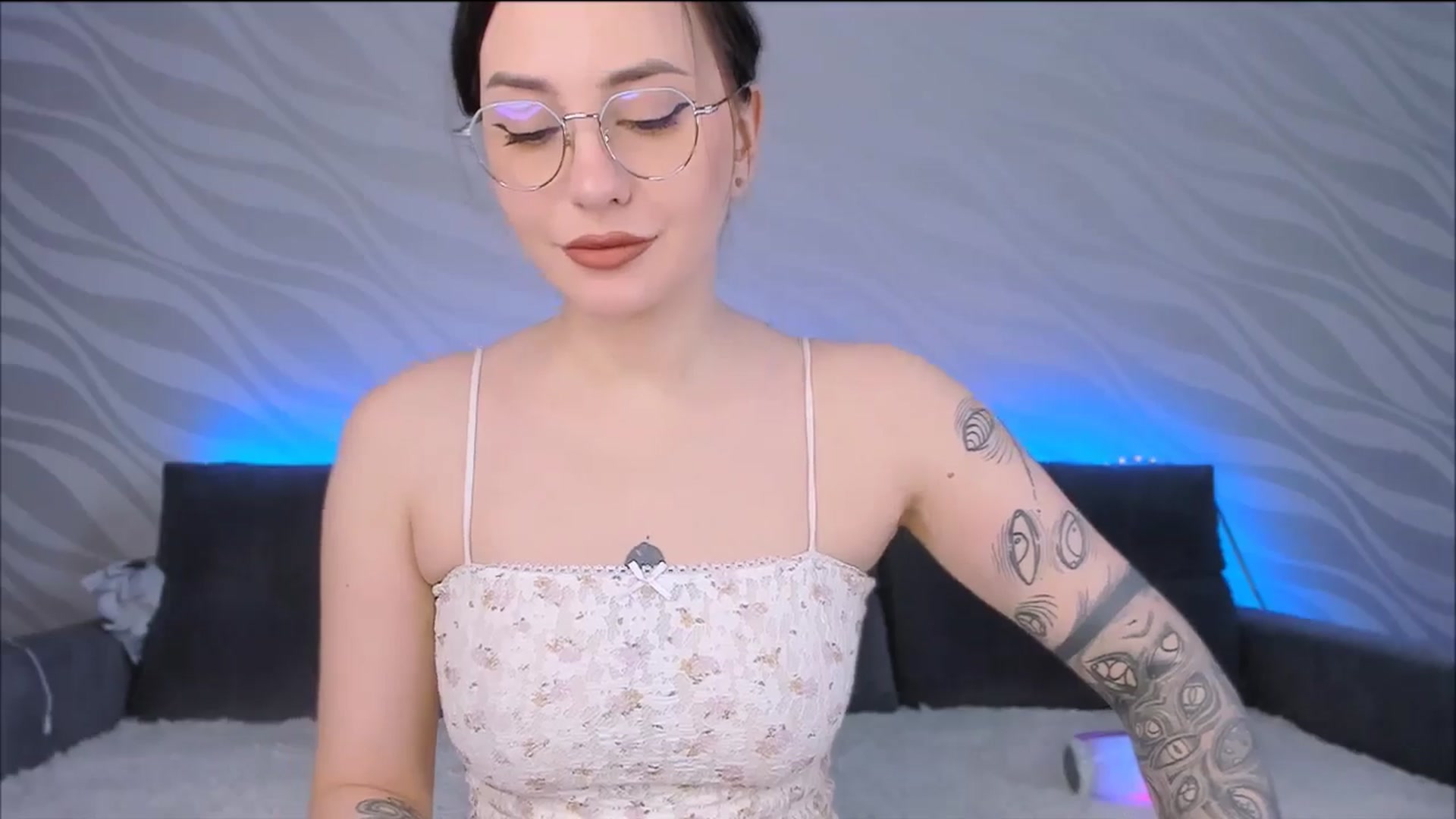 Gallery image thumbnail from Alien_Eva's myfreecams stream on, 01/22/2026, 05:31 image 2 of 20