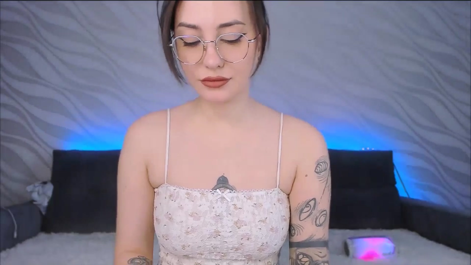Gallery image thumbnail from Alien_Eva's myfreecams stream on, 01/22/2026, 05:31 image 20 of 20
