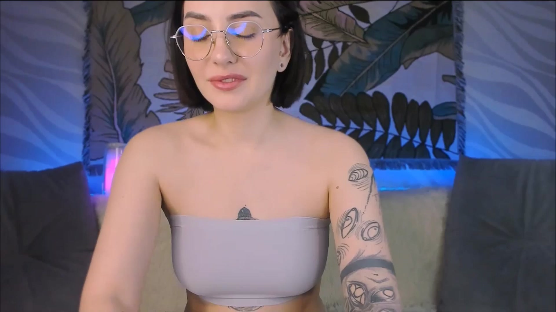 Gallery image thumbnail from Alien_Eva's myfreecams stream on, 01/25/2026, 03:01 image 15 of 20