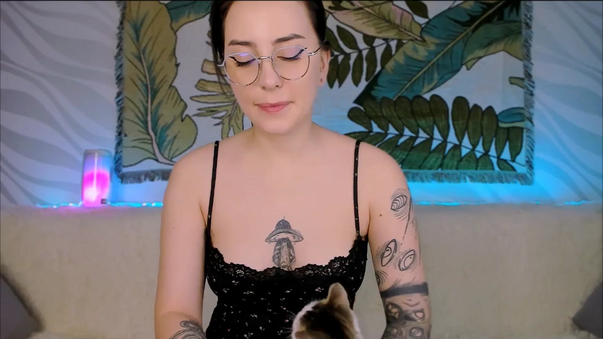 Gallery image thumbnail from Alien_Eva's myfreecams stream on, 01/28/2026, 02:54 image 15 of 20
