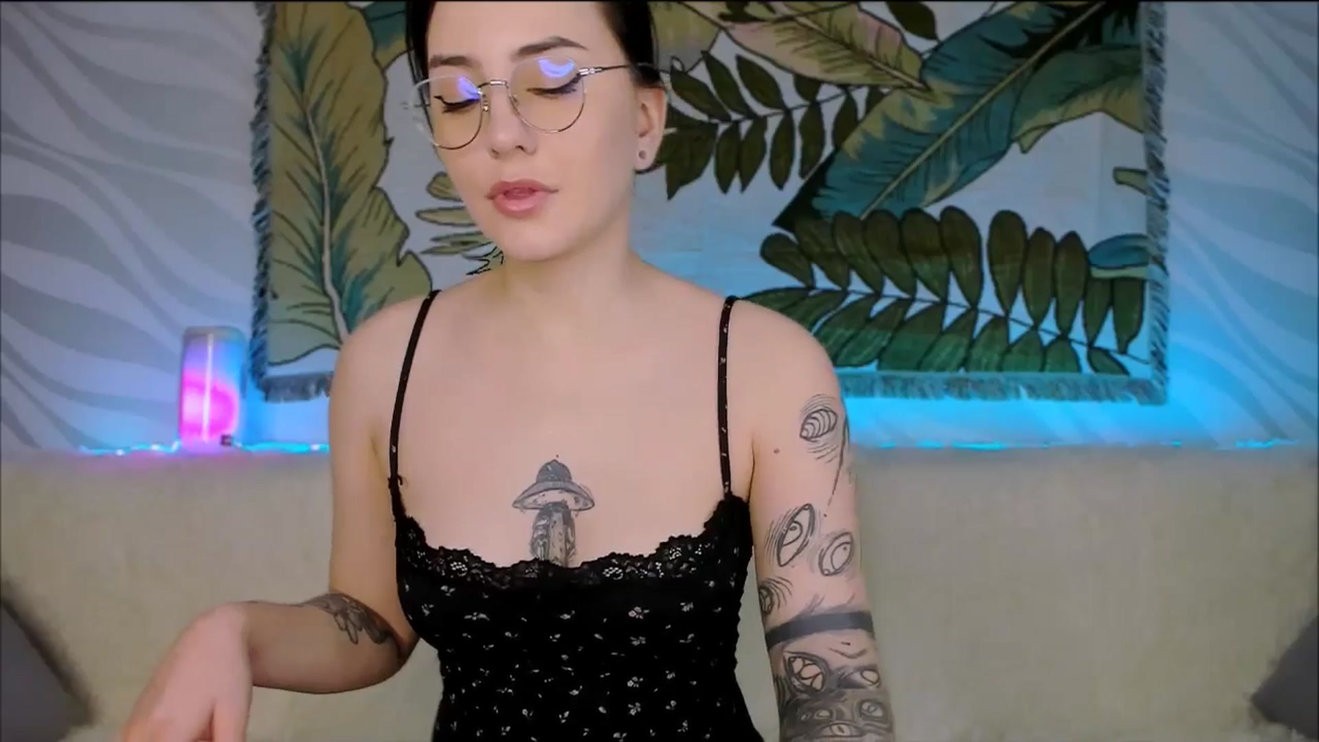 Gallery image thumbnail from Alien_Eva's myfreecams stream on, 01/28/2026, 02:54 image 9 of 20