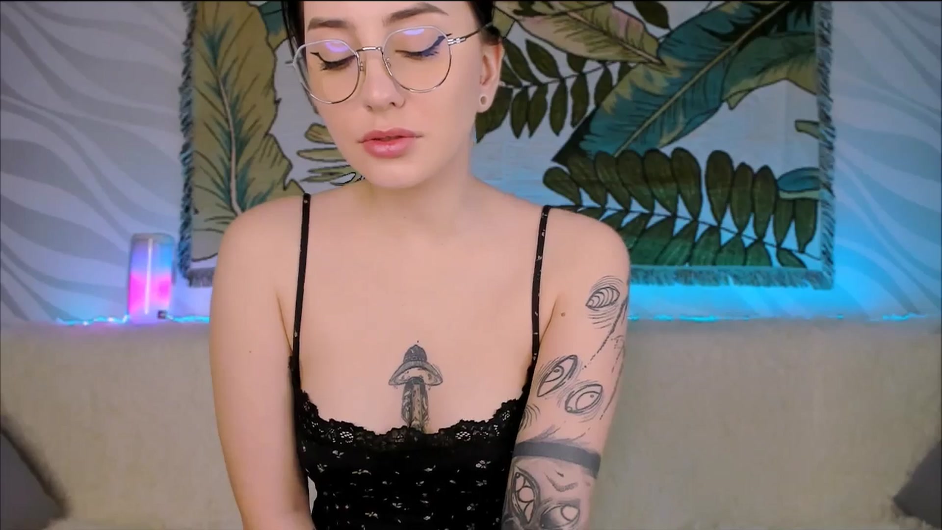 Gallery image thumbnail from Alien_Eva's myfreecams stream on, 01/28/2026, 02:54 image 13 of 20