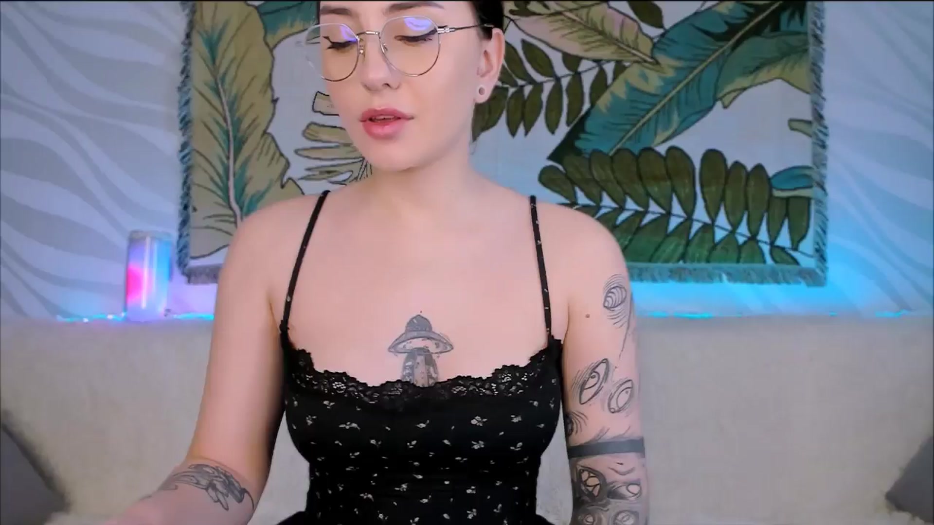 Gallery image thumbnail from Alien_Eva's myfreecams stream on, 01/28/2026, 05:50 image 10 of 20