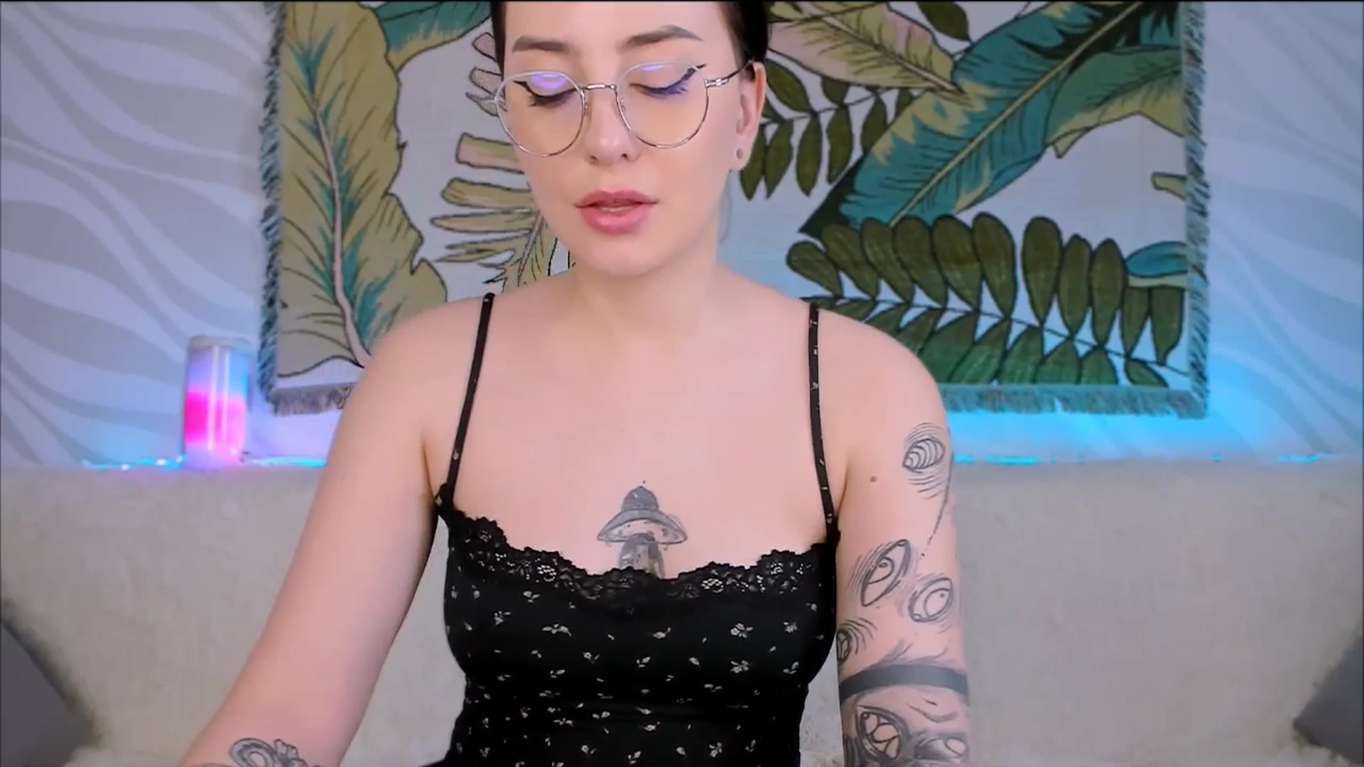 Gallery image thumbnail from Alien_Eva's myfreecams stream on, 01/28/2026, 05:50 image 16 of 20