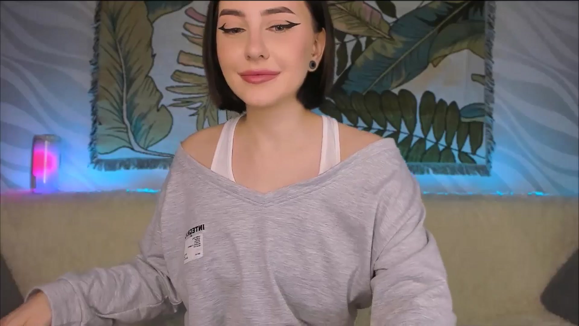 Gallery image thumbnail from Alien_Eva's myfreecams stream on, 02/03/2026, 03:01 image 13 of 20