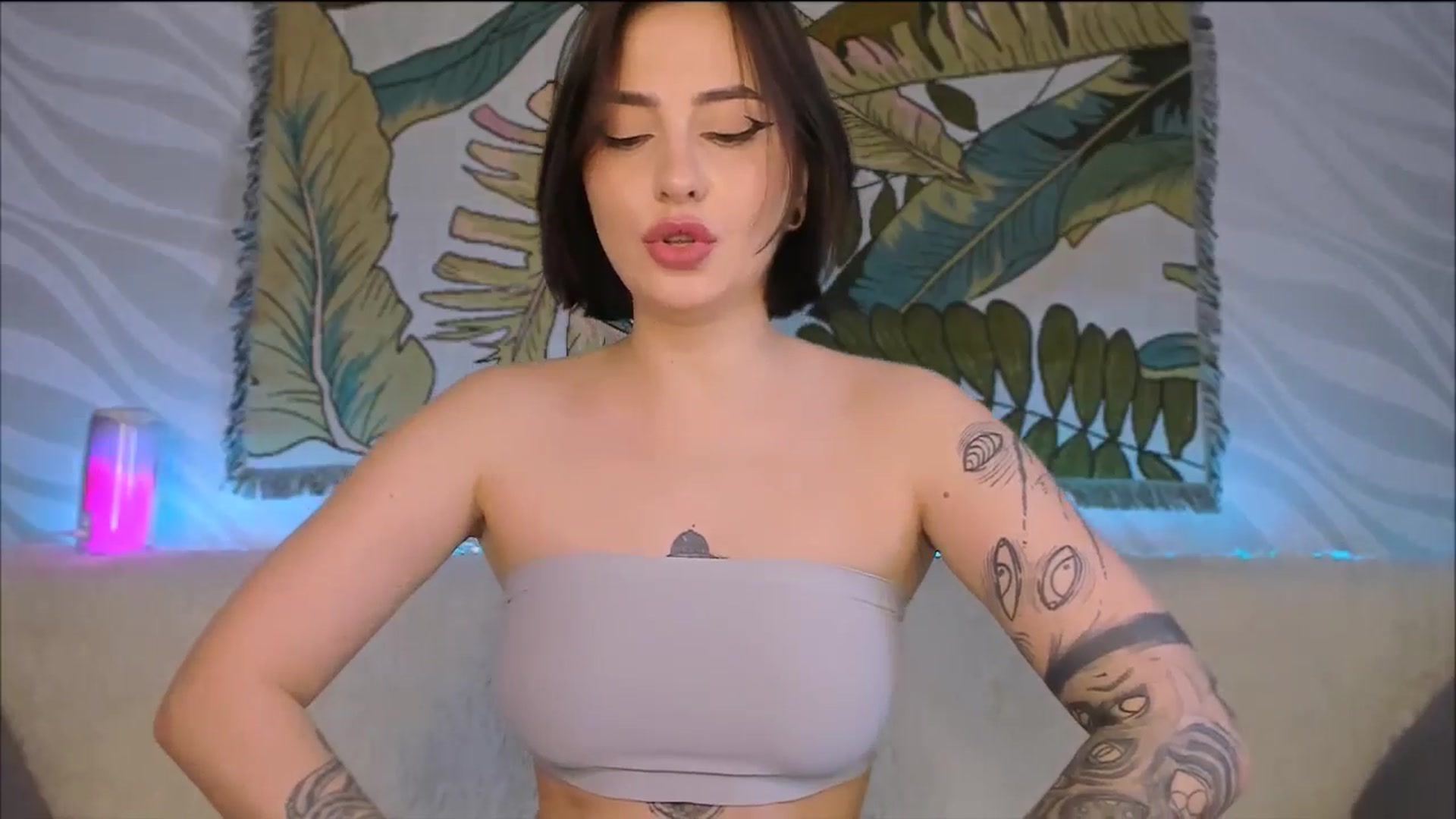 Gallery image thumbnail from Alien_Eva's myfreecams stream on, 02/03/2026, 06:15 image 7 of 20