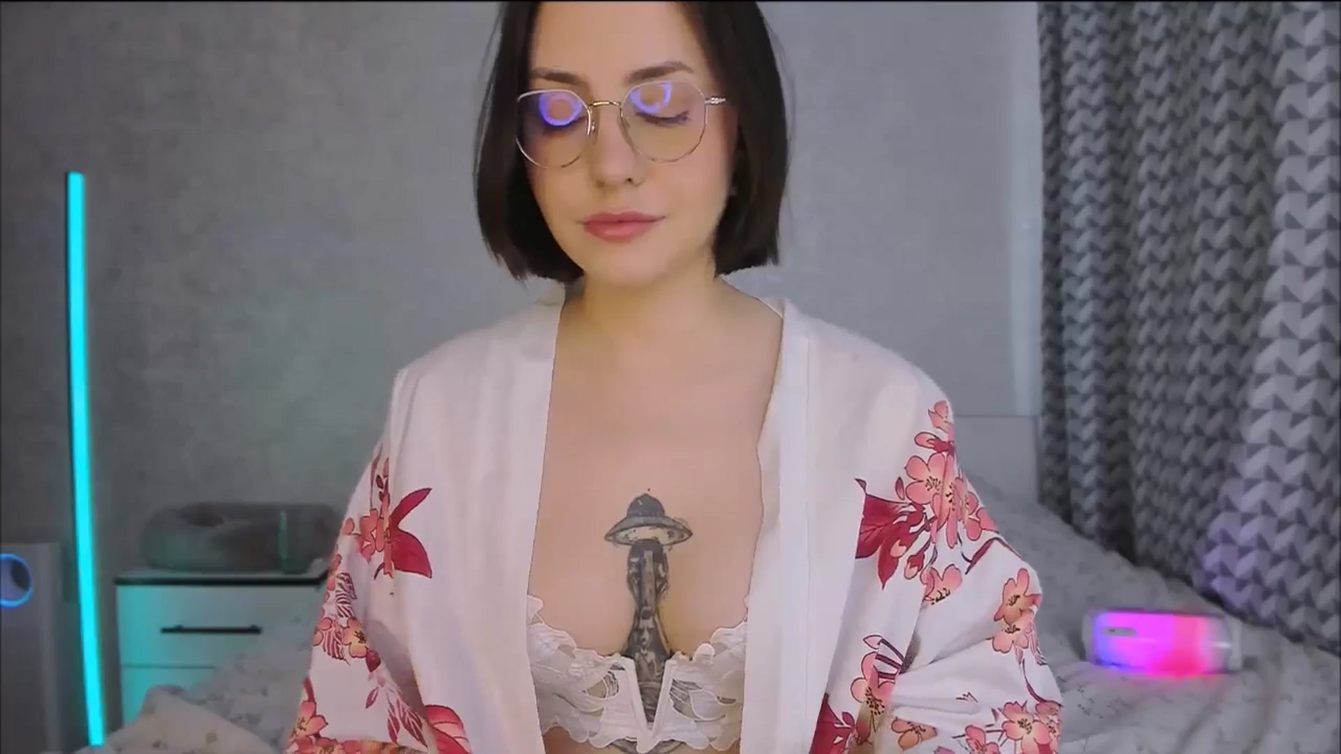 Gallery image thumbnail from Alien_Eva's myfreecams stream on, 02/06/2026, 04:07 image 19 of 20