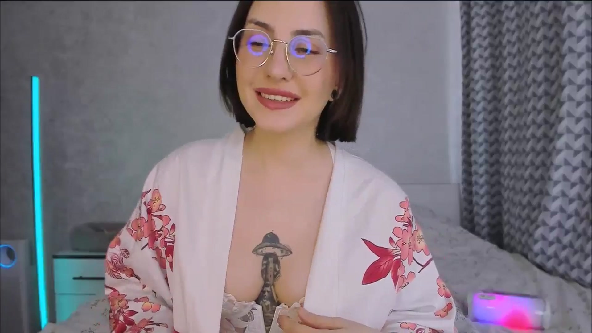 Gallery image thumbnail from Alien_Eva's myfreecams stream on, 02/06/2026, 05:49 image 10 of 20