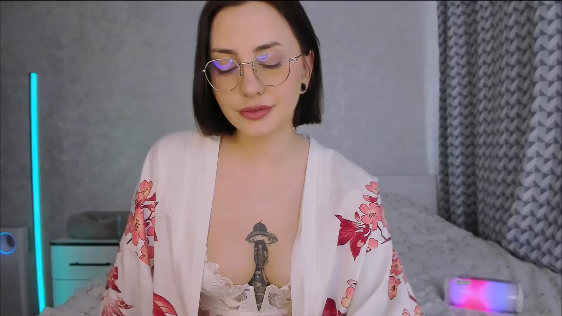 Gallery image thumbnail from Alien_Eva's myfreecams stream on, 02/06/2026, 05:49 image 11 of 20
