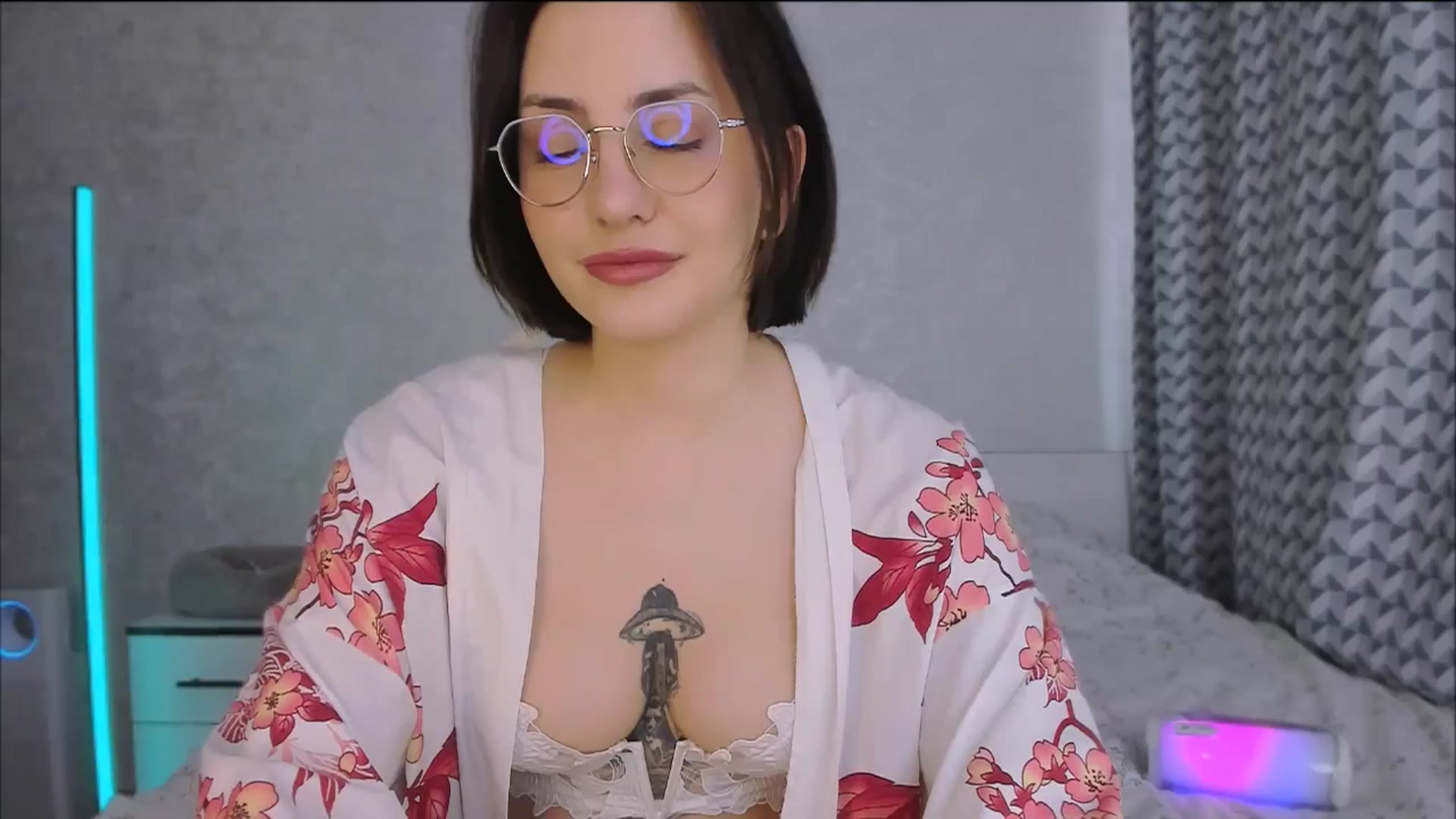 Gallery image thumbnail from Alien_Eva's myfreecams stream on, 02/06/2026, 05:49 image 6 of 20