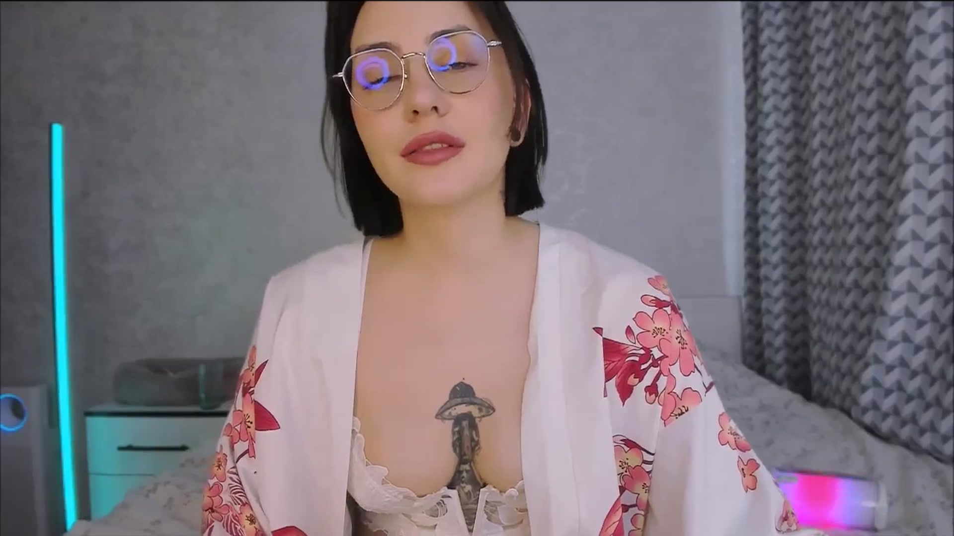 Gallery image thumbnail from Alien_Eva's myfreecams stream on, 02/06/2026, 05:49 image 13 of 20