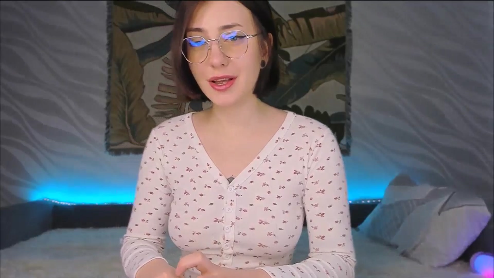 Gallery image thumbnail from Alien_Eva's myfreecams stream on, 02/10/2026, 04:36 image 8 of 20
