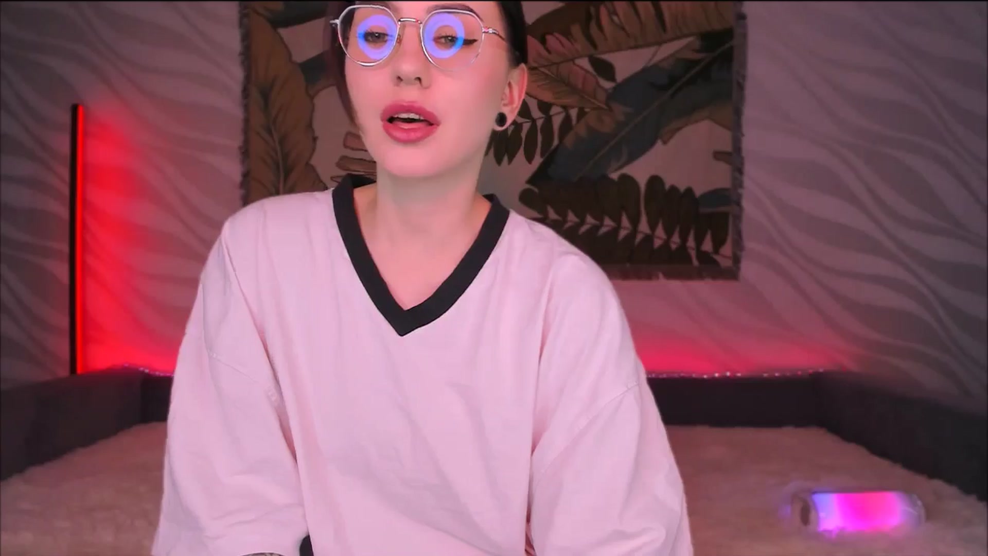 Gallery image thumbnail from Alien_Eva's myfreecams stream on, 02/11/2026, 04:48 image 16 of 20