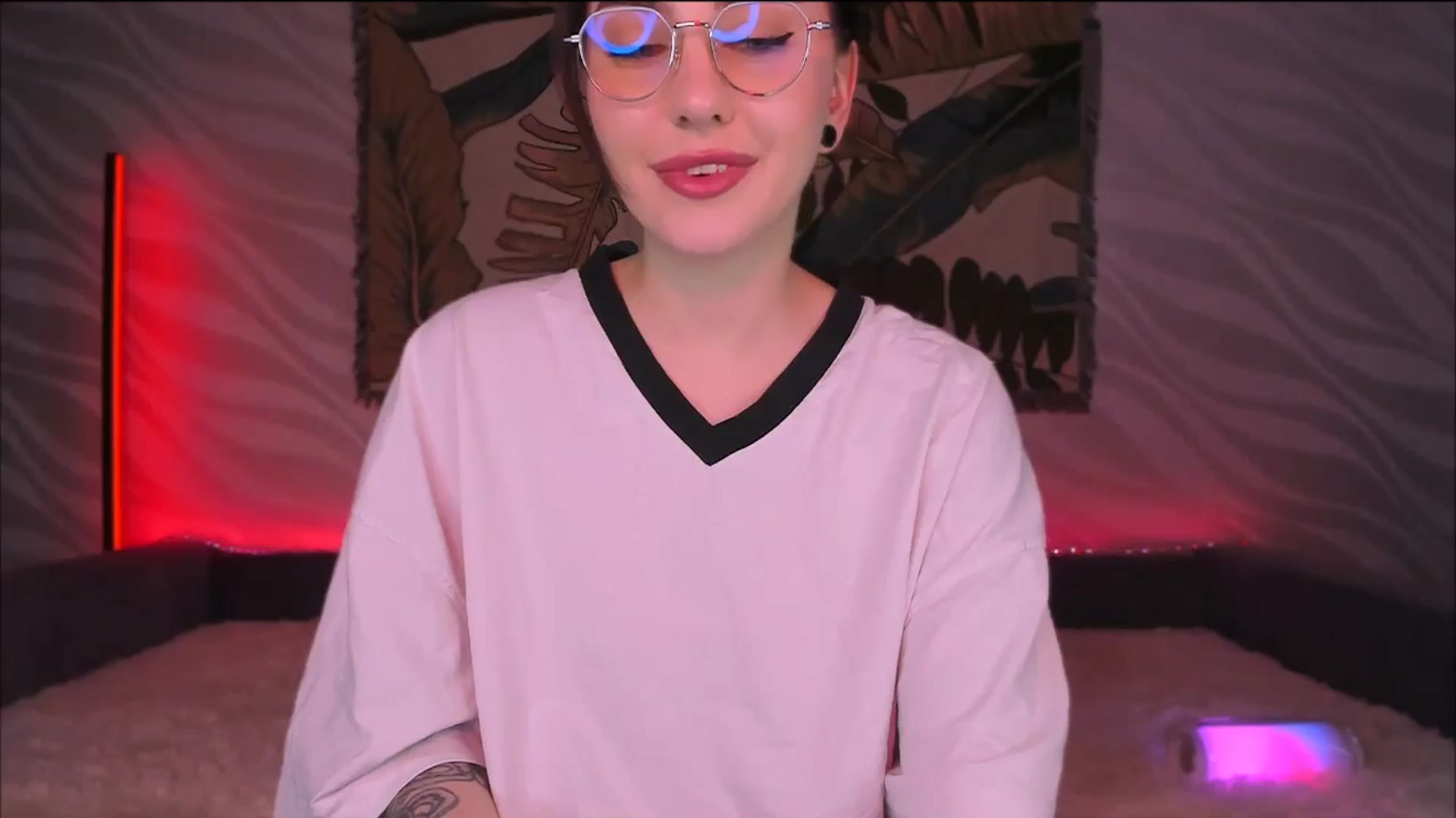 Gallery image thumbnail from Alien_Eva's myfreecams stream on, 02/11/2026, 04:48 image 19 of 20