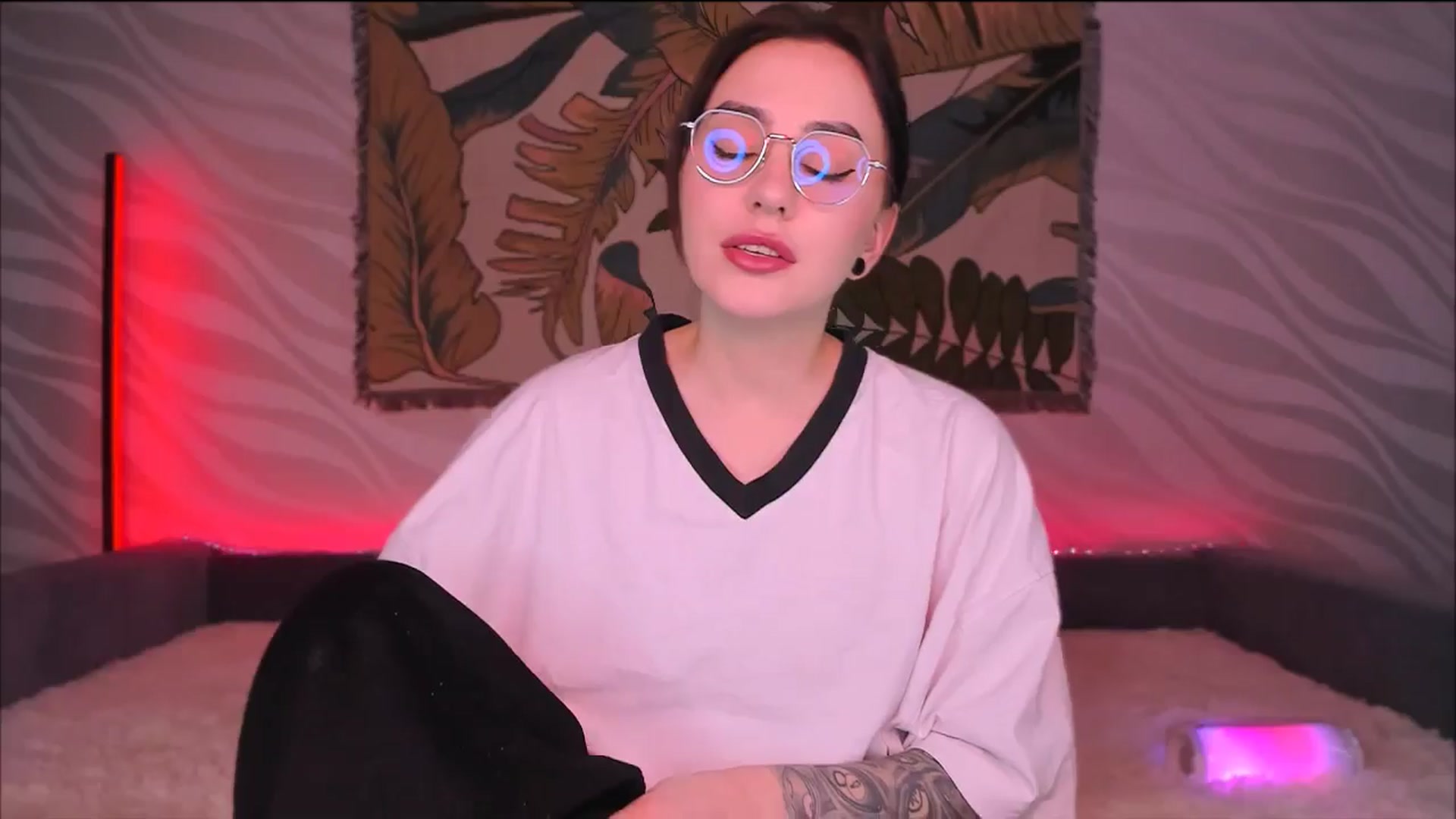Gallery image thumbnail from Alien_Eva's myfreecams stream on, 02/11/2026, 04:48 image 14 of 20