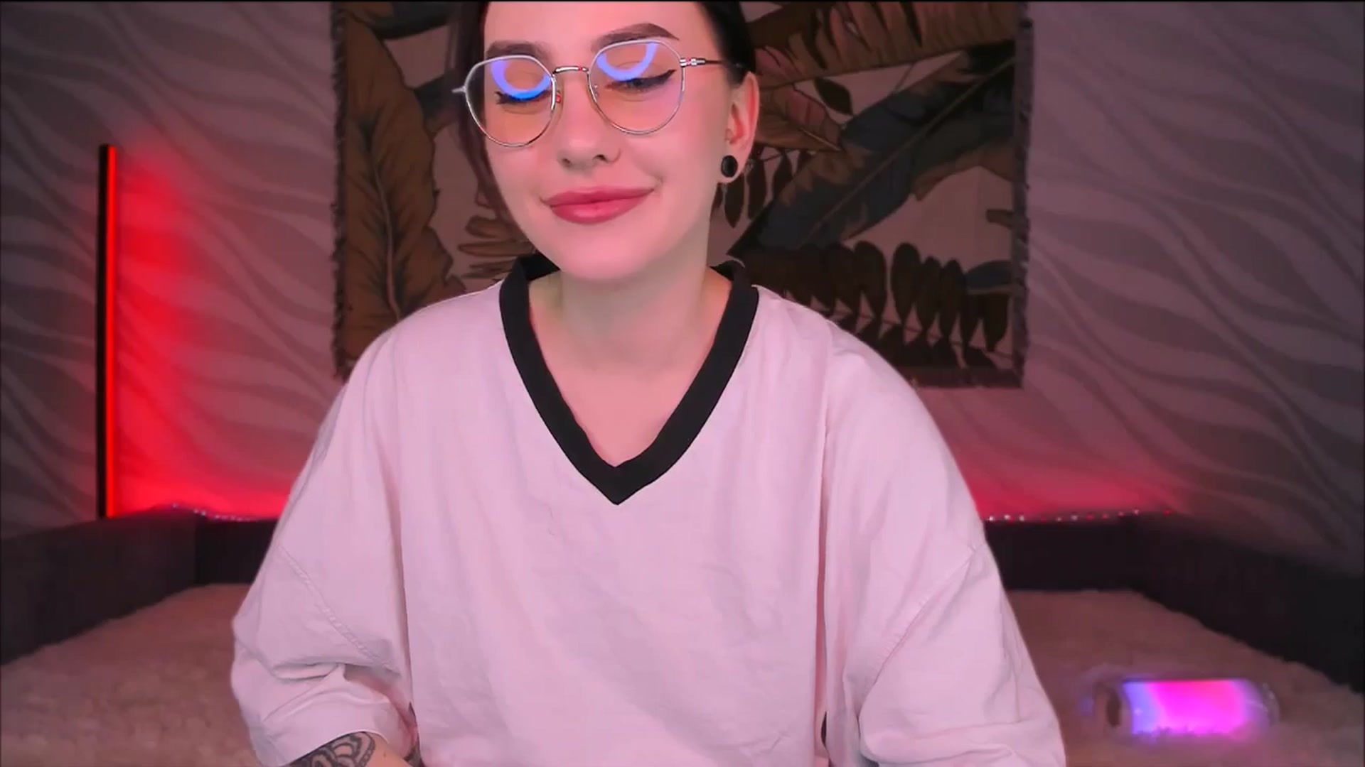Gallery image thumbnail from Alien_Eva's myfreecams stream on, 02/11/2026, 04:48 image 15 of 20