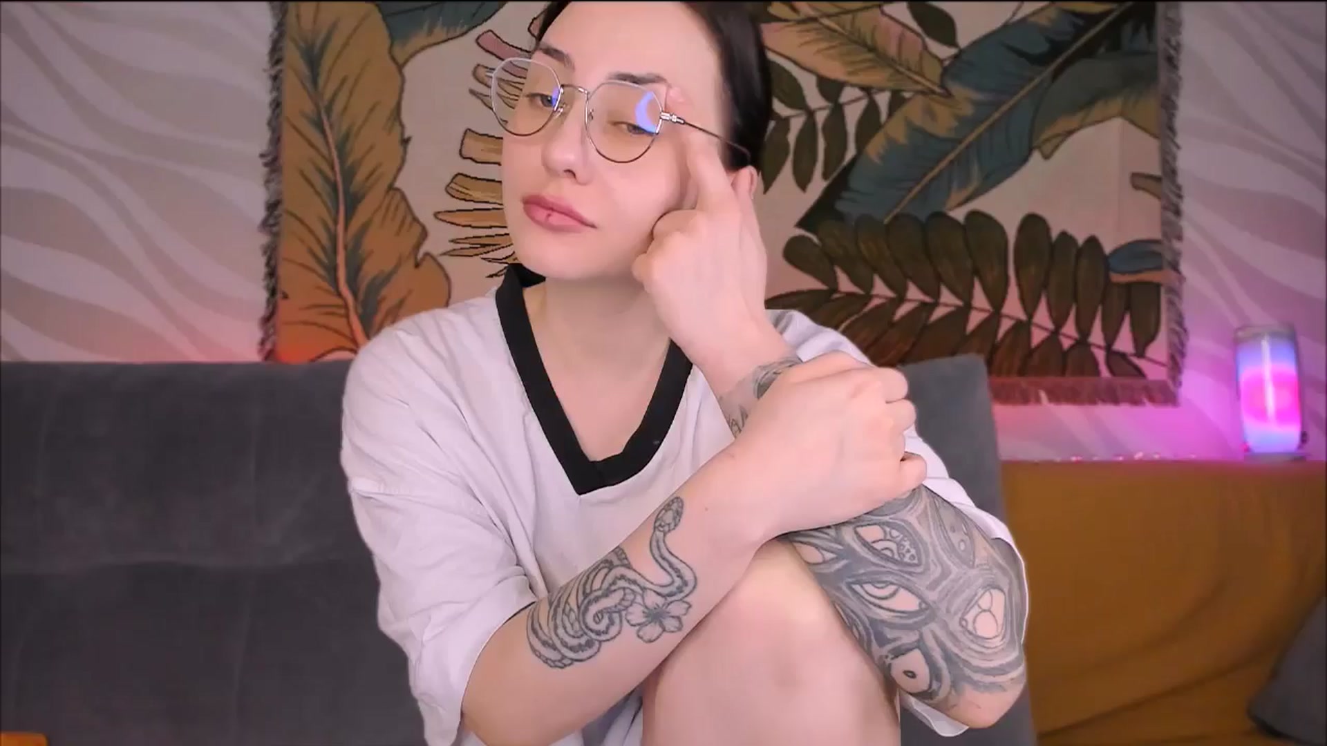 Gallery image thumbnail from Alien_Eva's myfreecams stream on, 02/17/2026, 05:03 image 16 of 20