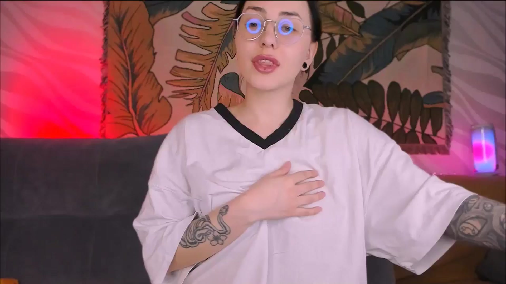 Gallery image thumbnail from Alien_Eva's myfreecams stream on, 02/17/2026, 05:03 image 9 of 20