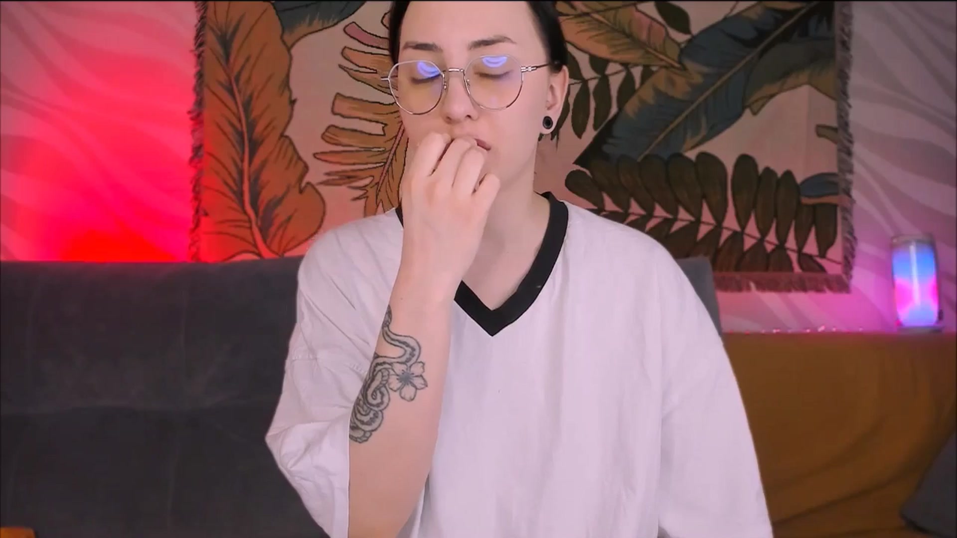 Gallery image thumbnail from Alien_Eva's myfreecams stream on, 02/17/2026, 05:03 image 3 of 20