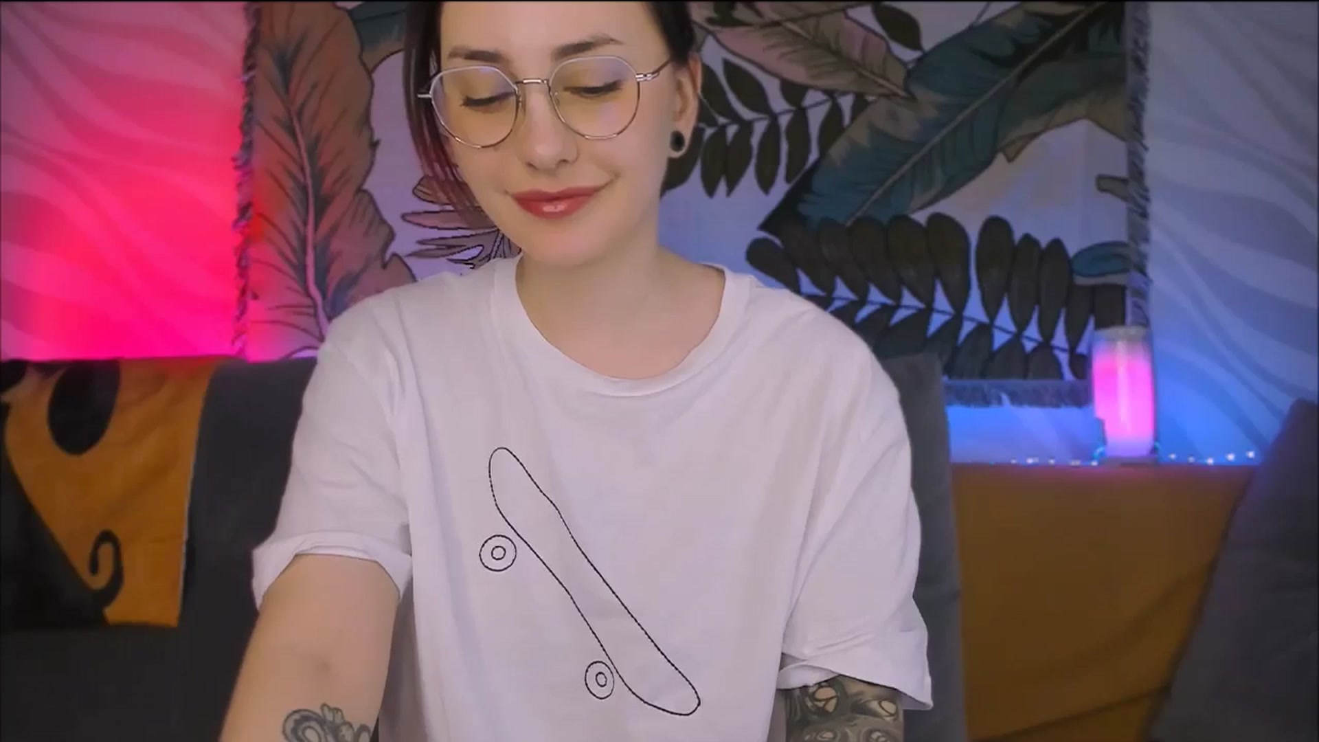 Gallery image thumbnail from Alien_Eva's myfreecams stream on, 02/20/2026, 04:50 image 12 of 20